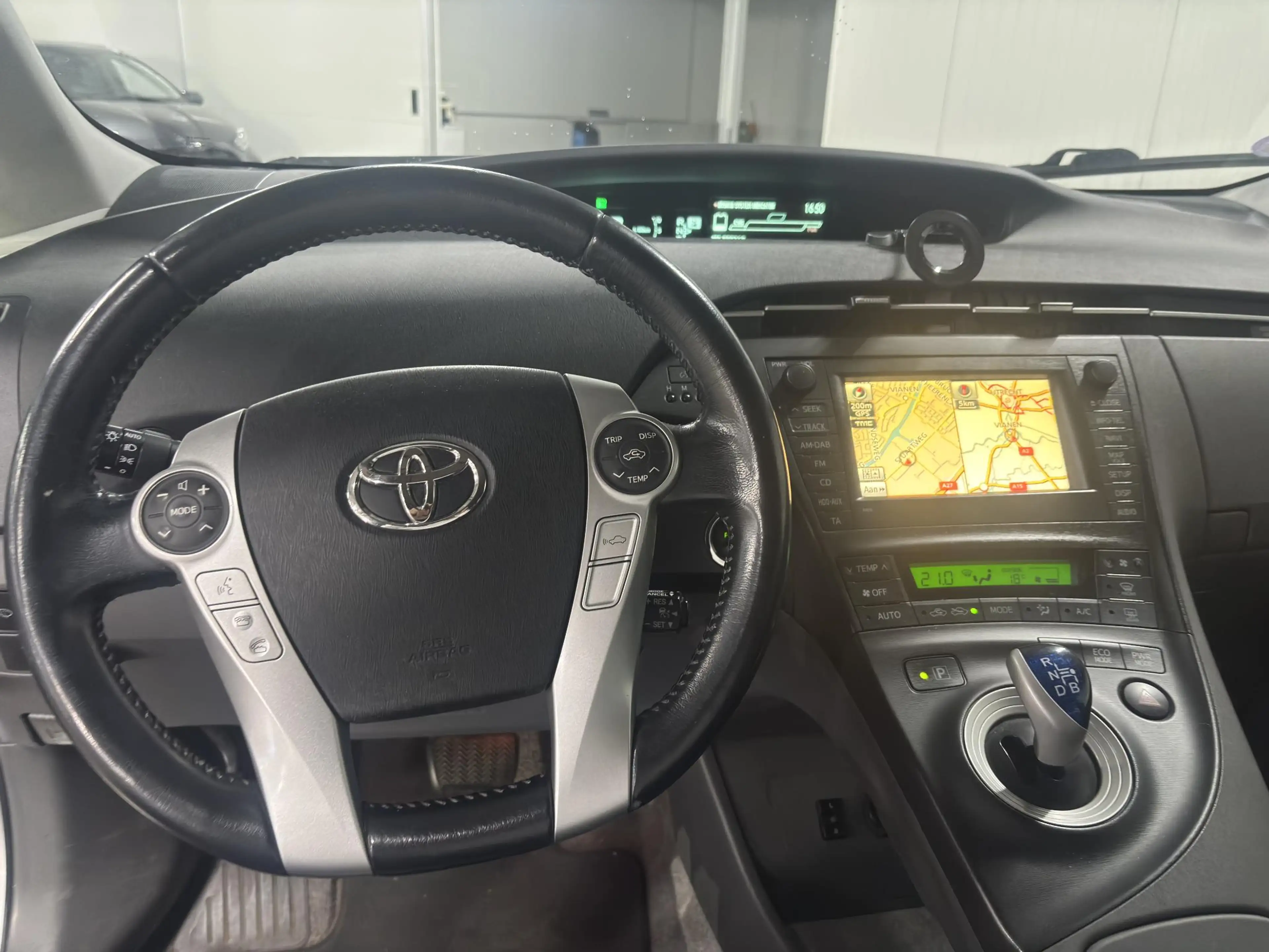 Toyota Prius 1.8 Executive NL Auto, onderhoud op orde, 2e eigen — photo 8