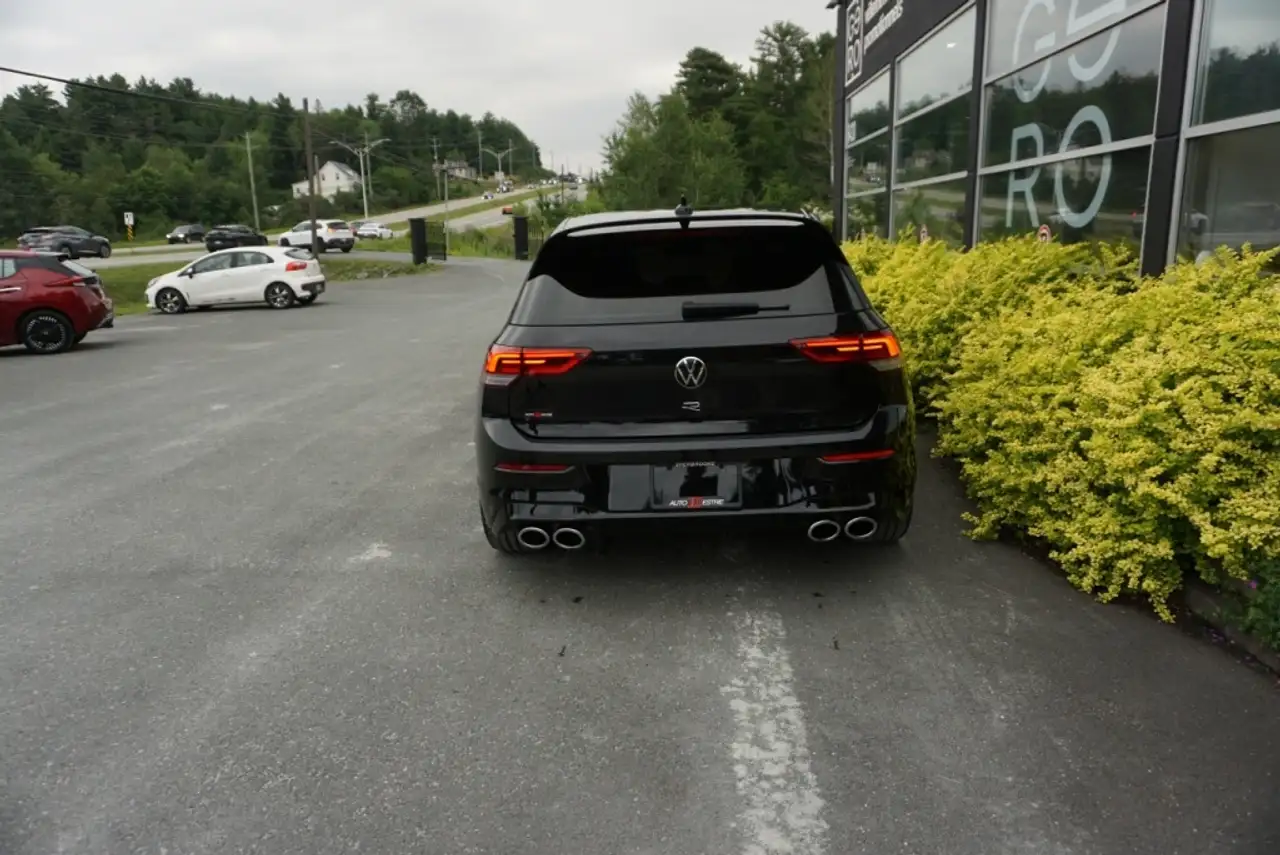 Volkswagen Golf R снимка Volkswagen Golf R