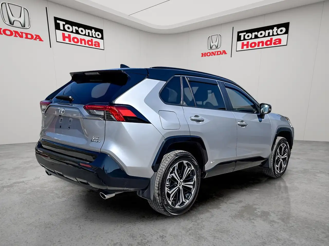 Toyota RAV 4 снимка Toyota RAV 4