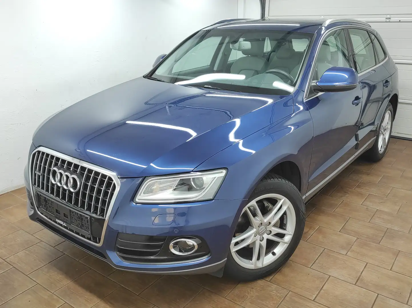 Audi Q5 2.0 TFSI quattro AHK AUTOMATIK KLIM XENON PANO PDC Blau - 2