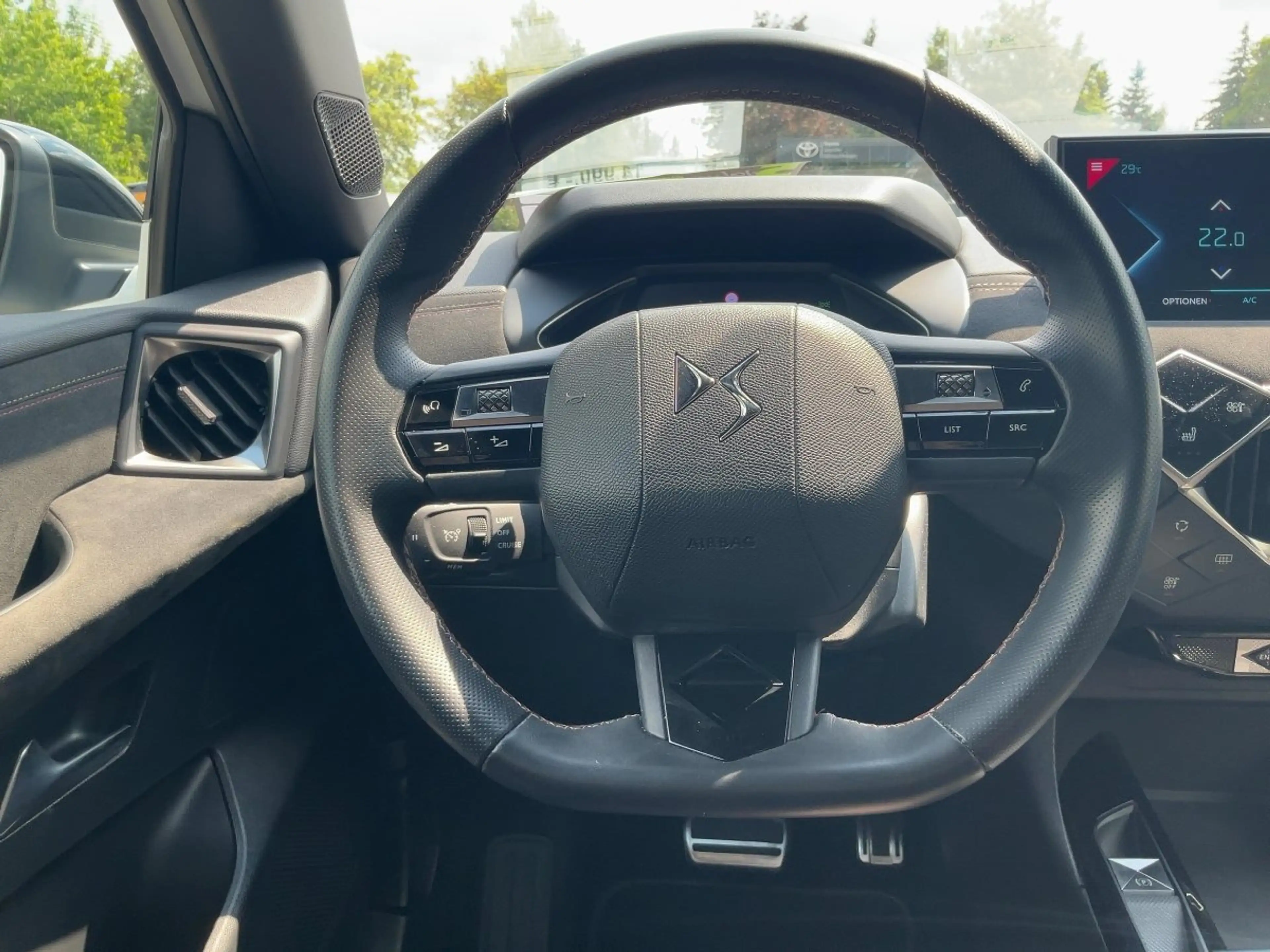 DS Automobiles DS 3 Crossback Alcantara+LED+Navi+SHZ+Kam.+LM — photo 13