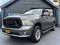 Dodge RAM 1500 5.7 V8 4x4 Quad Cab 6'4 | 6 PERS | CARPLAY | Grau - thumbnail 1