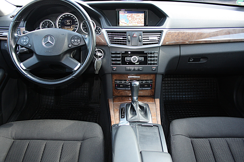 Mercedes-Benz E 200 BlueEFFICIENCY ELEGANCE Autom/Navi/Pdc/Ahk — photo 10