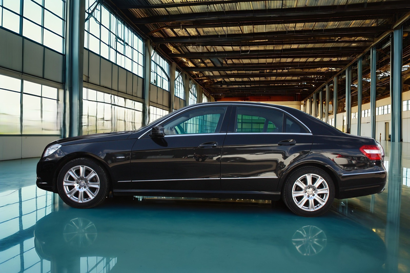 Mercedes-Benz E 200 BlueEFFICIENCY ELEGANCE Autom/Navi/Pdc/Ahk — photo 6