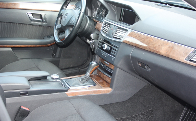 Mercedes-Benz E 200 BlueEFFICIENCY ELEGANCE Autom/Navi/Pdc/Ahk — photo 7