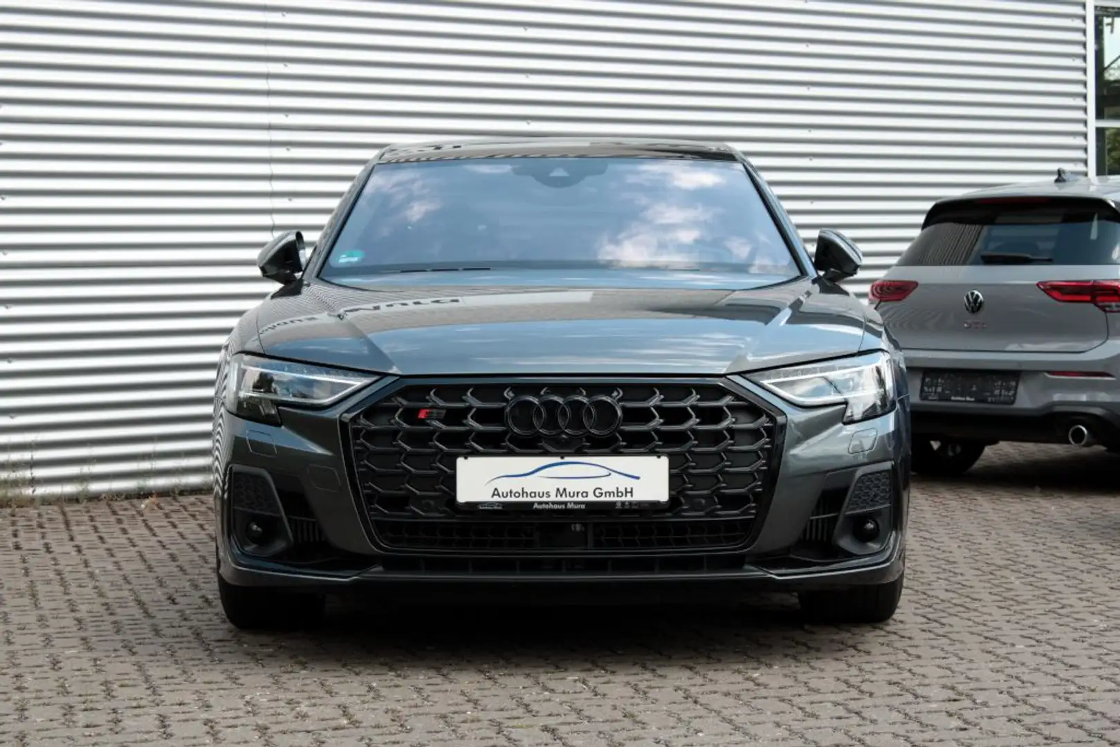 Audi S8 4.0TFSI UPE194 EXCLUSIVE TV LM21 STHZ Grau - 2