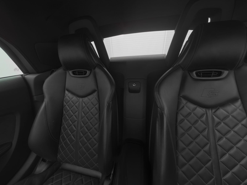Audi TTS 2.0 TFSI quattro S tronic — photo 6