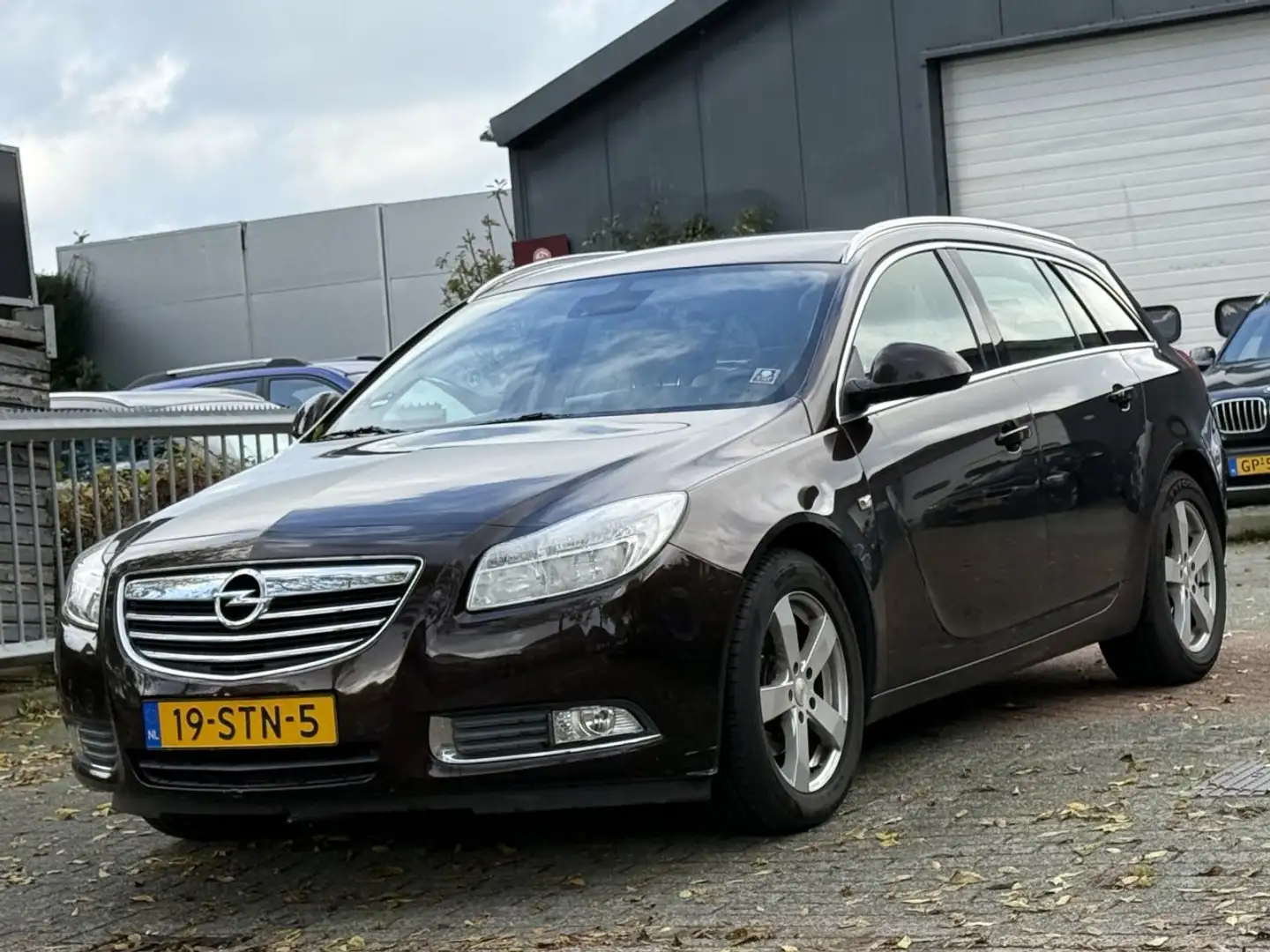 Opel Insignia 1.4 TURBO Navi Clima Bruin - 1