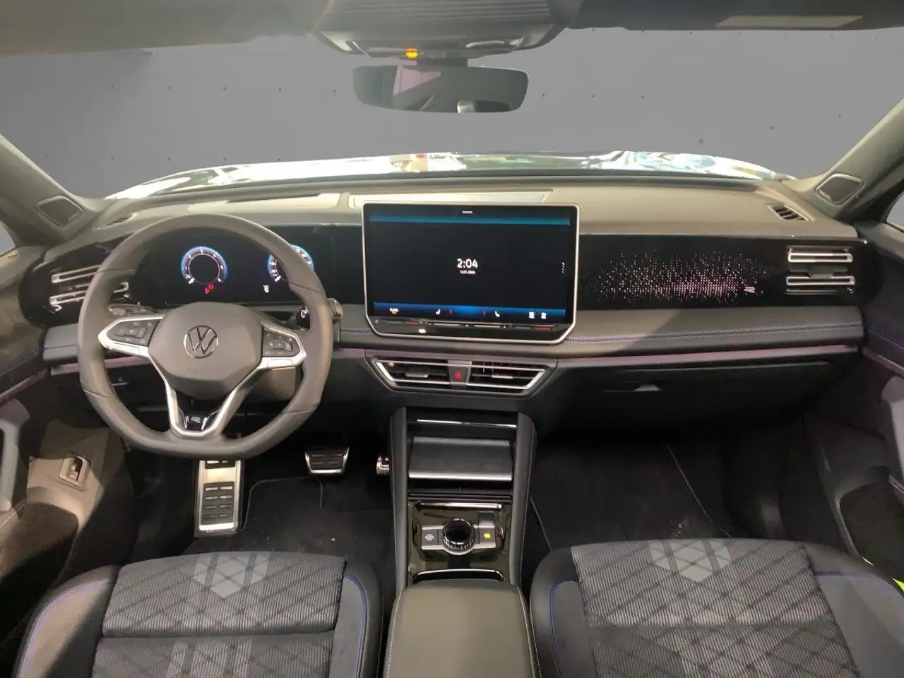 Volkswagen Tiguan R-Line 2,0 l TDI 4M *MATRIX*PANO*AHK*NAV* 11