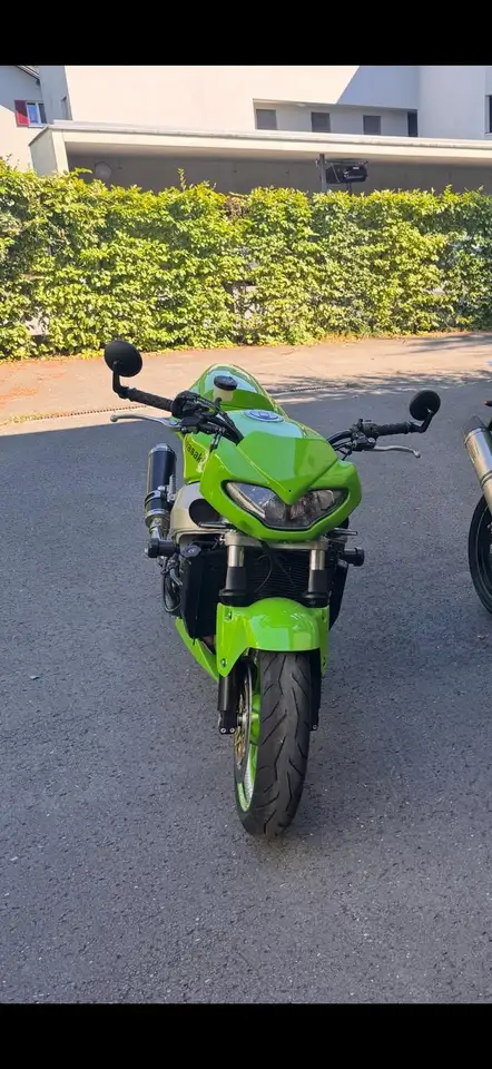 Kawasaki Ninja ZX-9R
