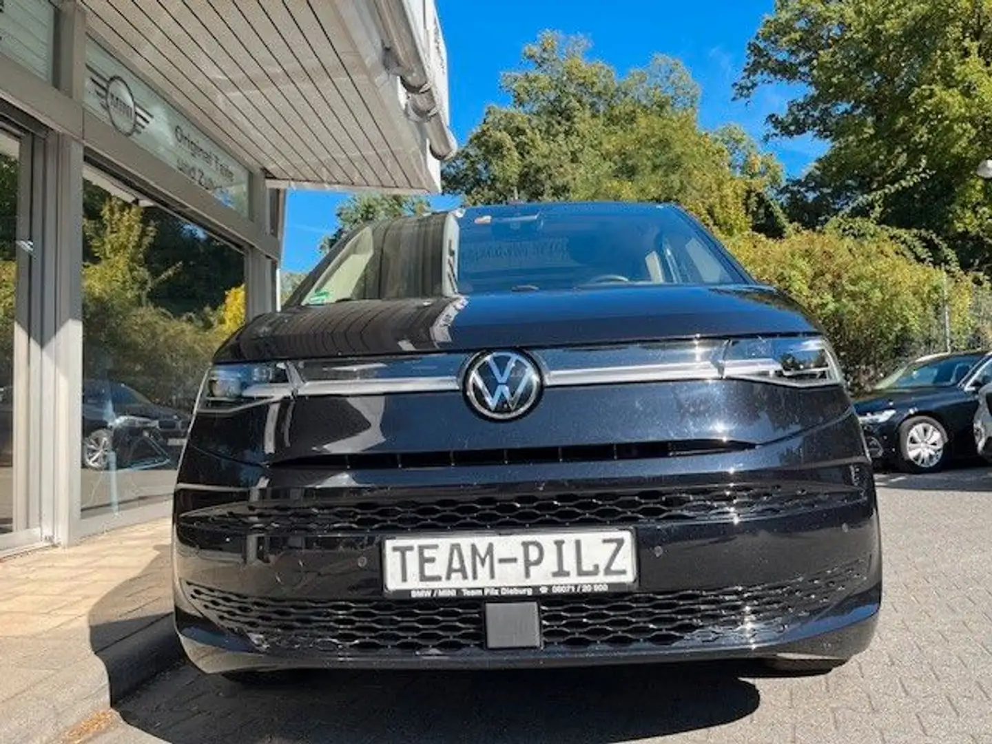 Volkswagen T7 Multivan T7 Multiv. 2.0 TSI DSG Style/Panora./Standh./HuD Schwarz - 2