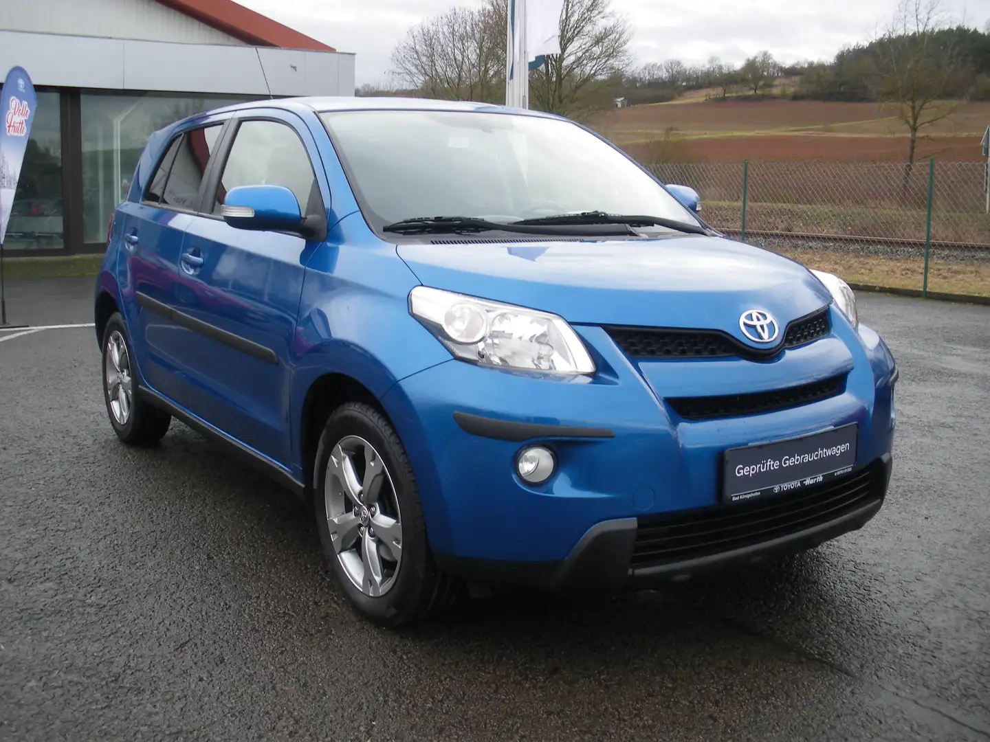 Toyota Urban Cruiser 1.4 D-4D 4x4 Club plava - 1