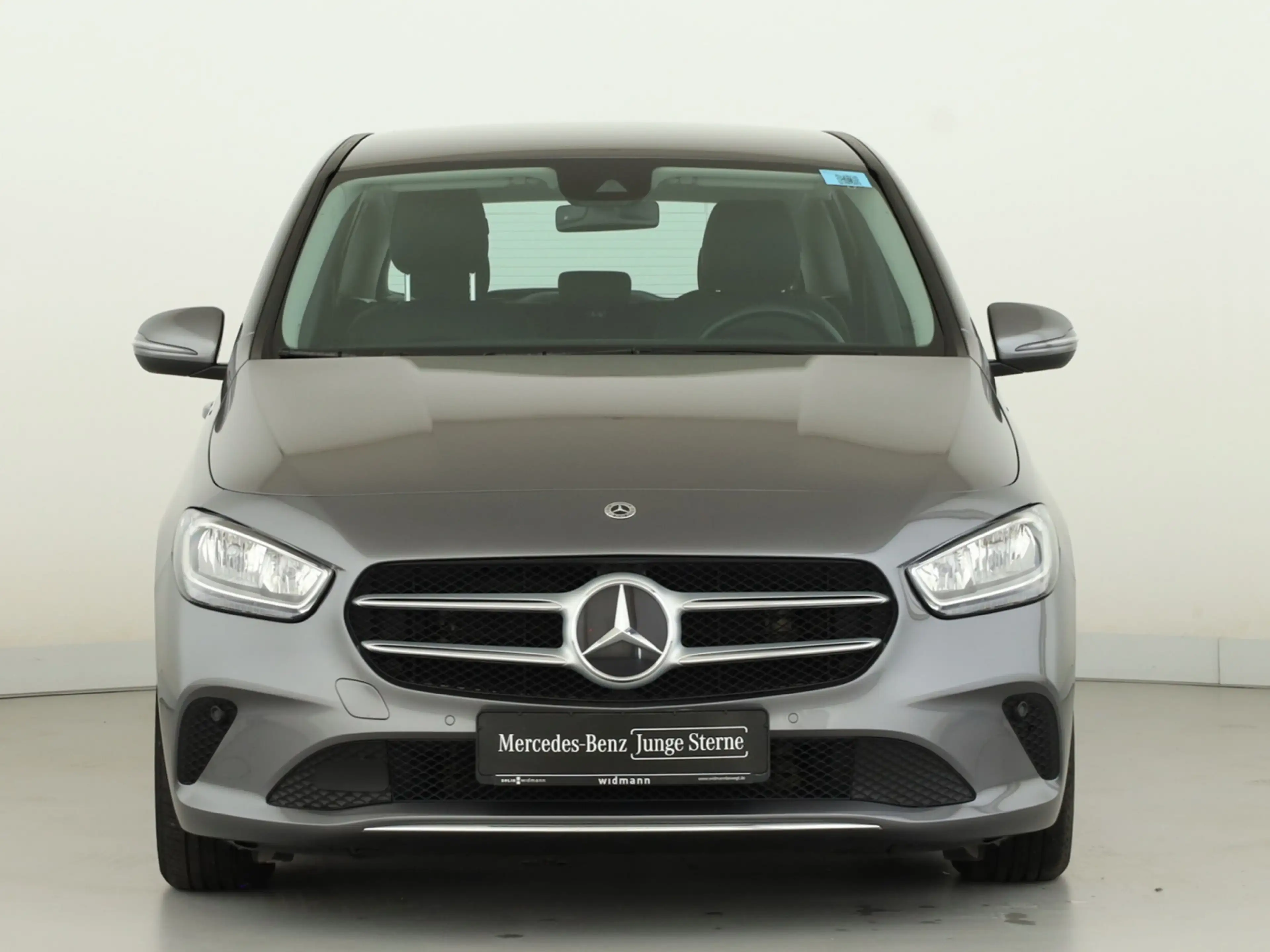 Mercedes-Benz B 180 Sitzheizung*Navigation*PDC*Kamera*Tempomat — photo 3