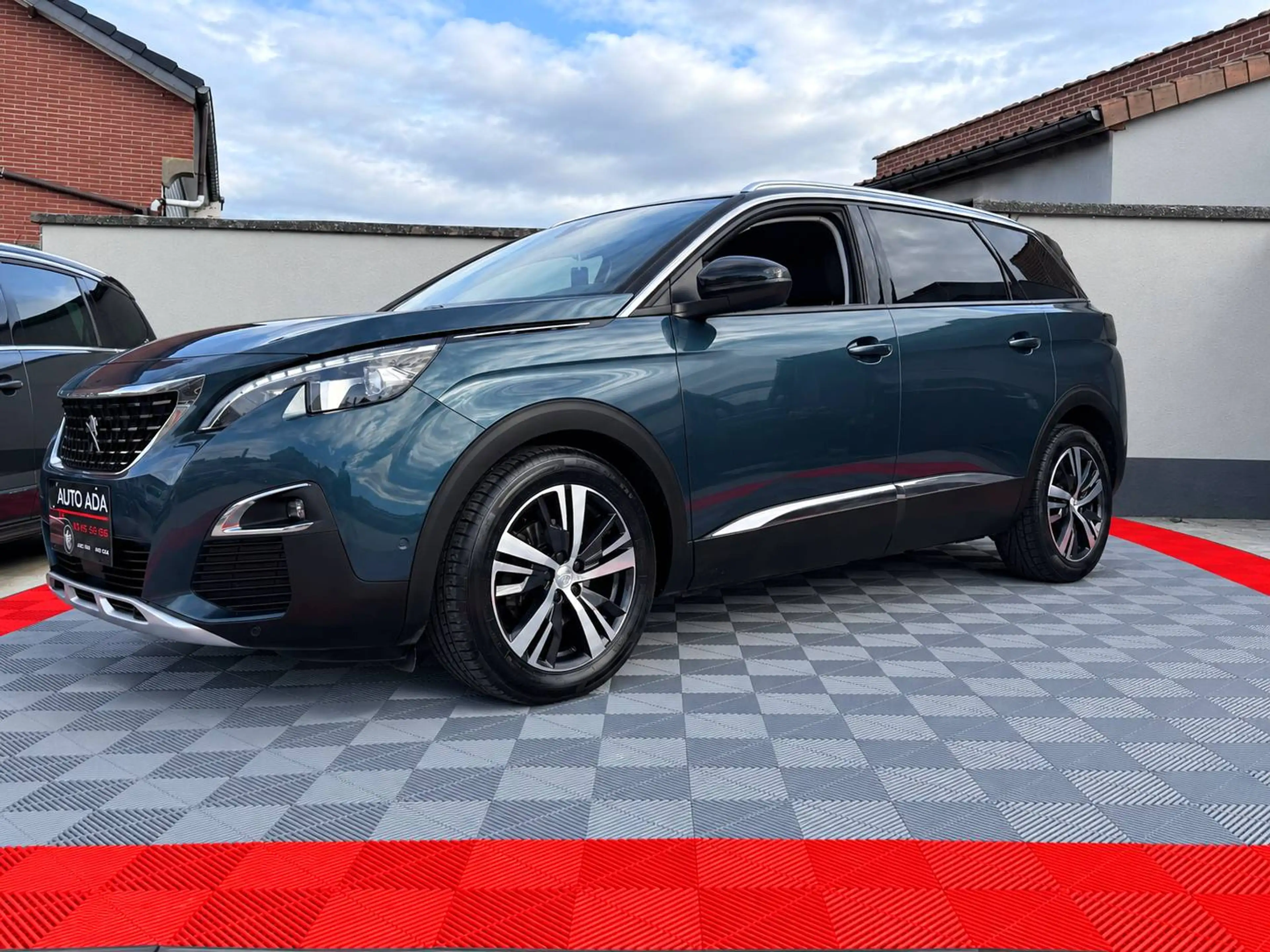 Peugeot 5008 1.6 BlueHDi--BOITE AUTOMATIQUE--7 PLACES--AIRCO--GPS--CUIR--CARPLAY-- — photo 5