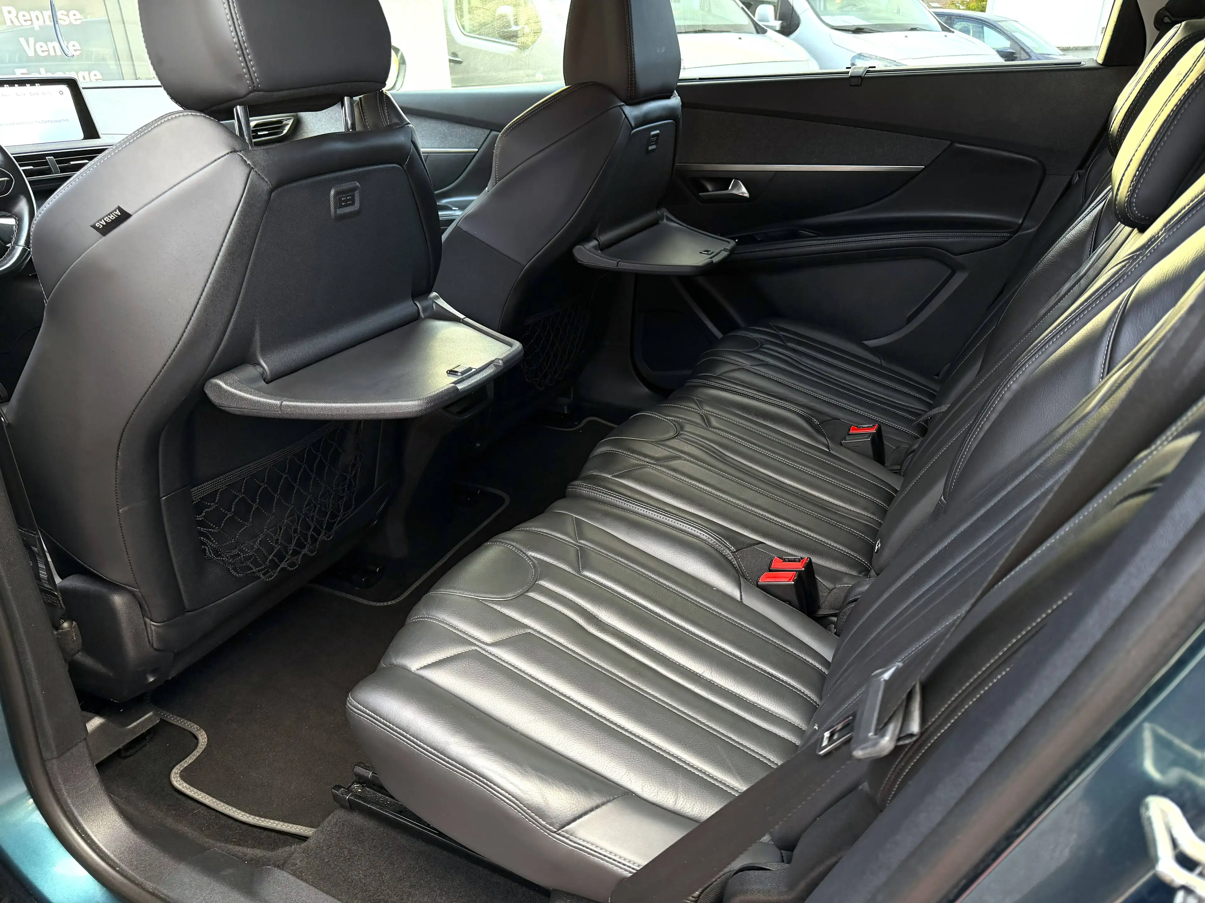 Peugeot 5008 1.6 BlueHDi--BOITE AUTOMATIQUE--7 PLACES--AIRCO--GPS--CUIR--CARPLAY-- — photo 10