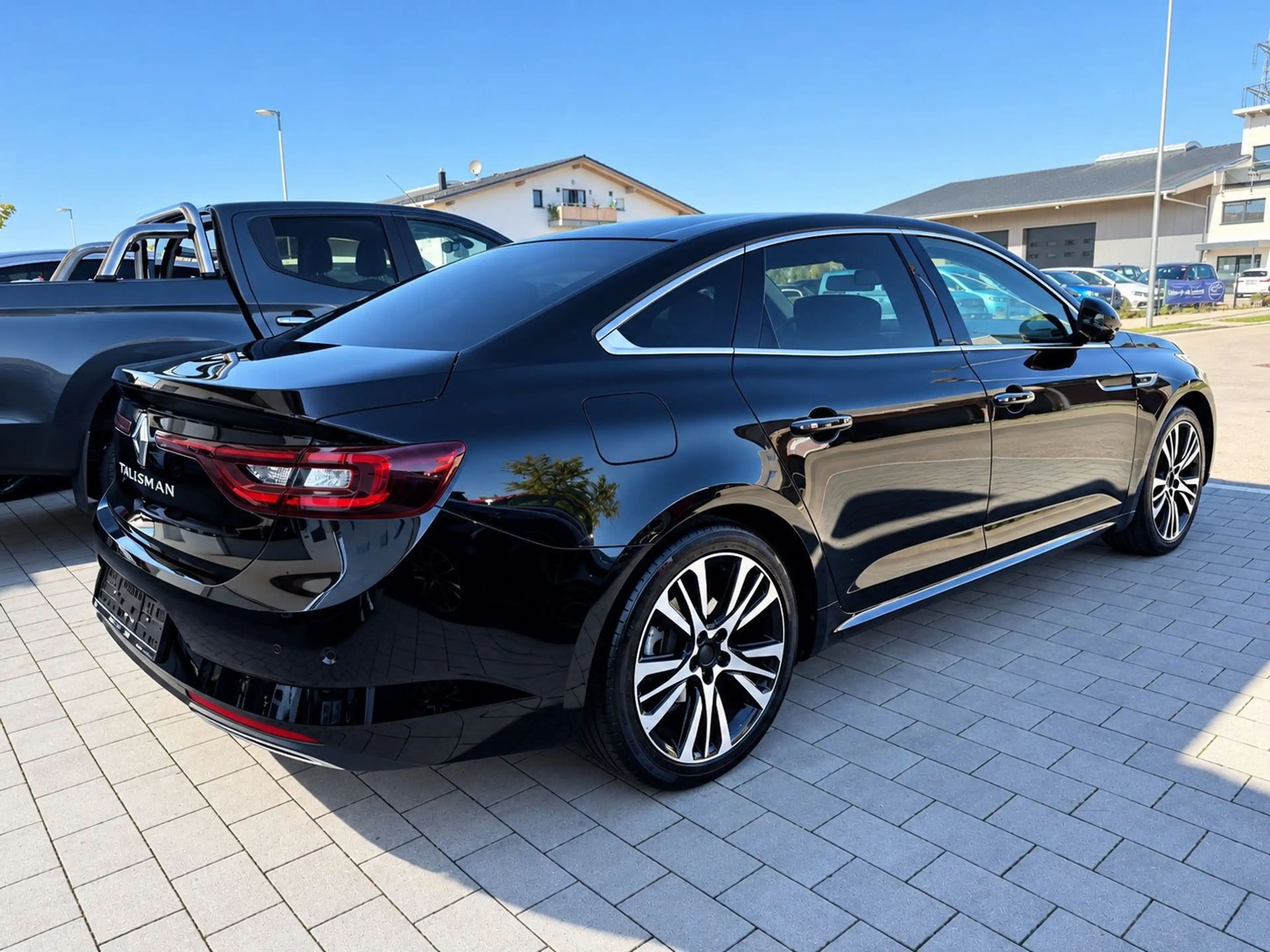 Renault Talisman Initiale Paris Leder Navi LED Limousine — photo 3