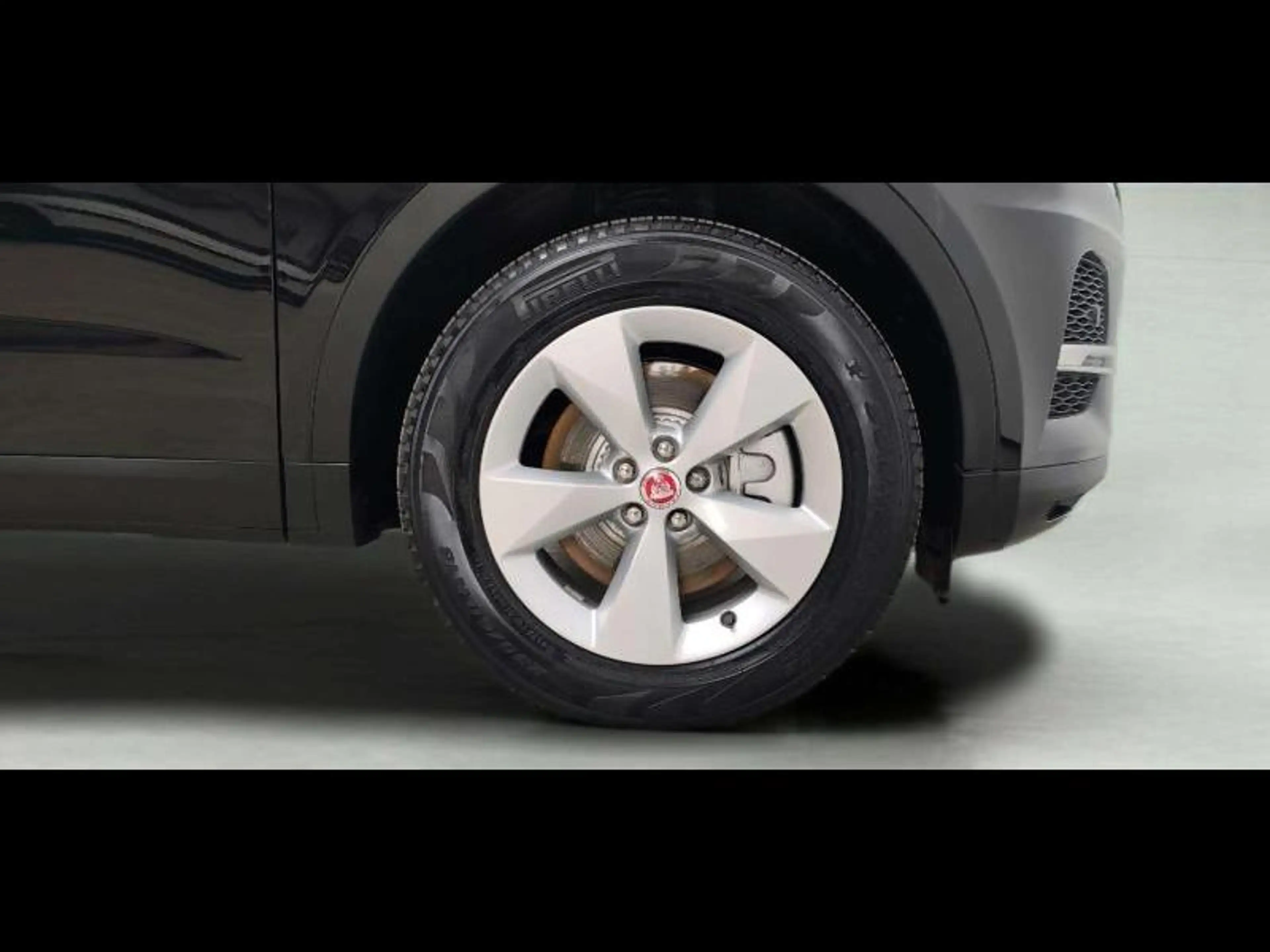 Jaguar E-Pace D165 AWD Auto S — photo 9