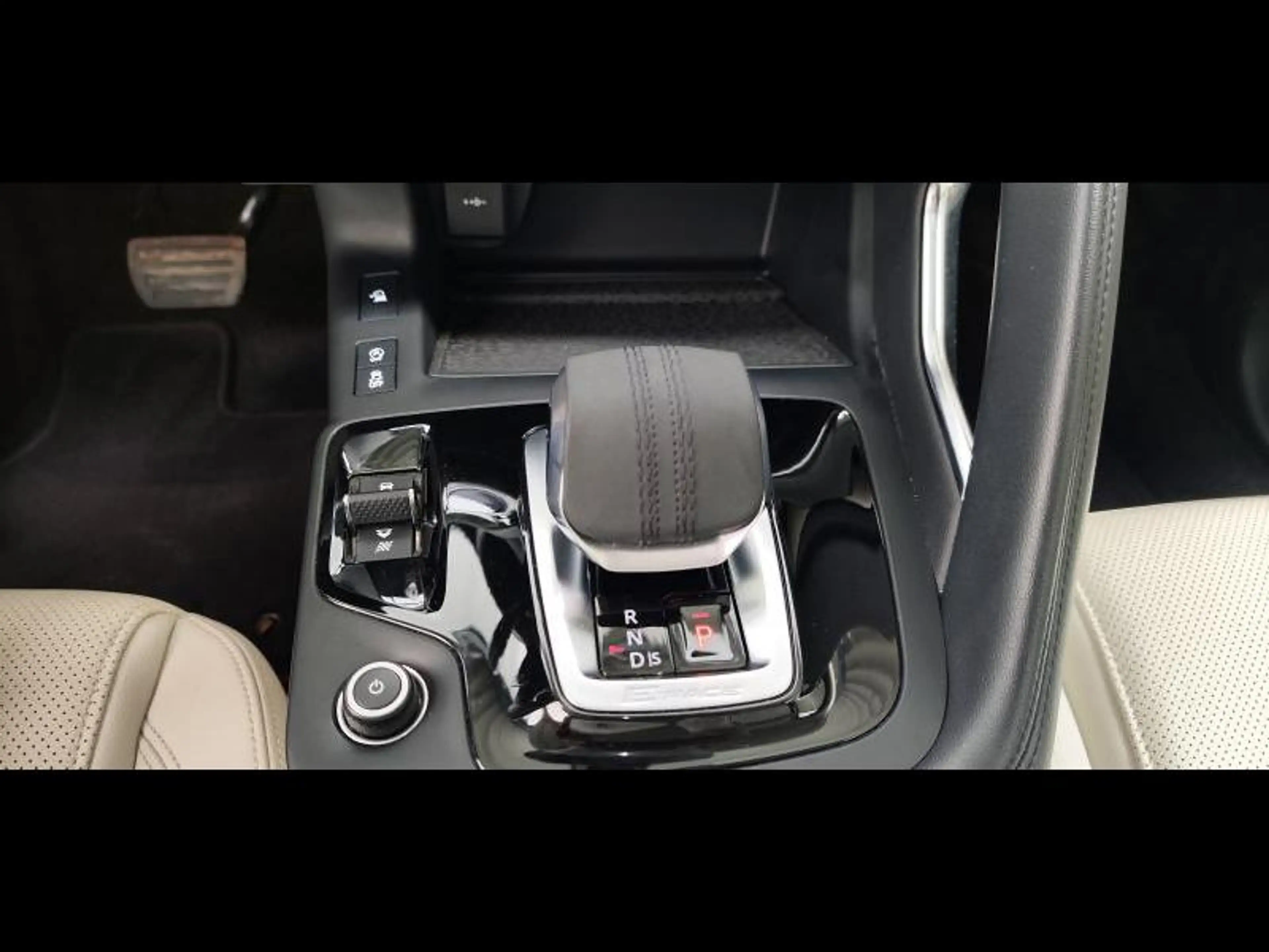 Jaguar E-Pace D165 AWD Auto S — photo 13