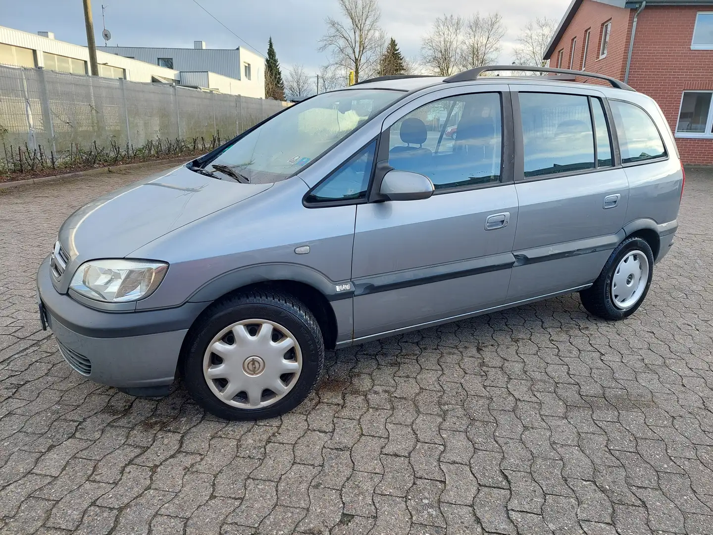 Opel Zafira 7 Sitzer,abnehmb.AHK,Klima,eFh,GJR,f. Mechaniker Gri - 1