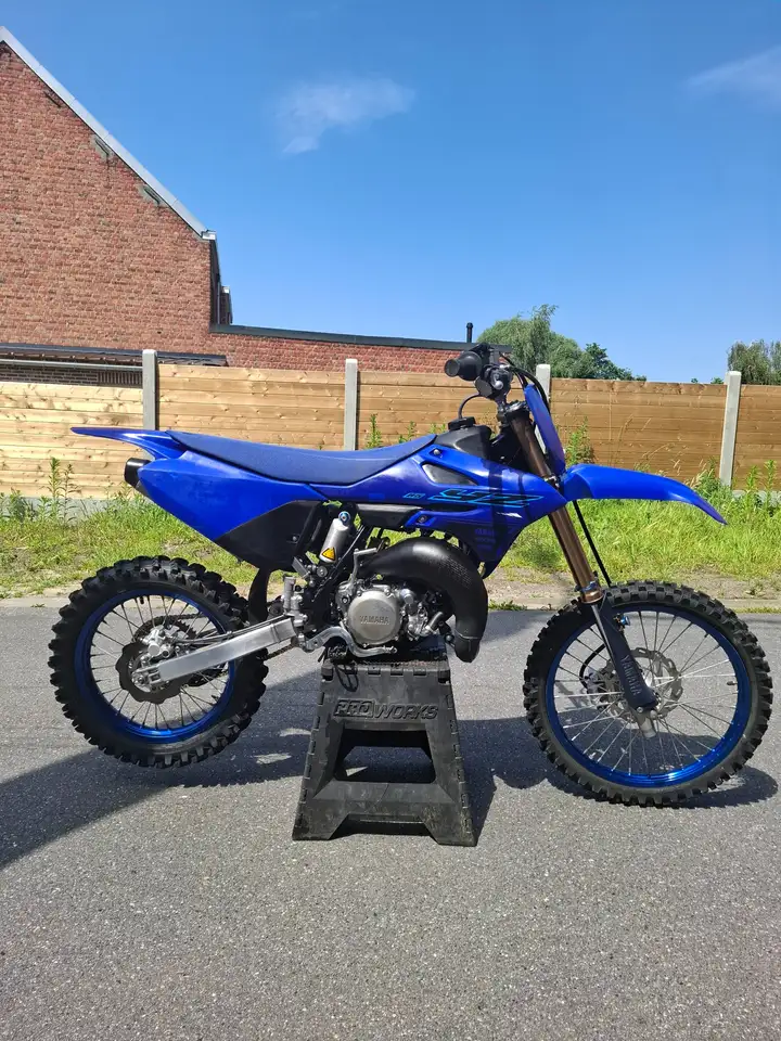 Yamaha YZ 85