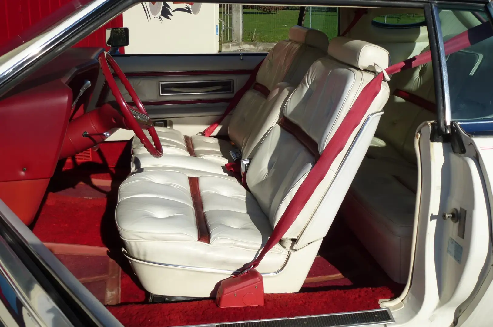 Lincoln Continental MARK IV LIPSTICK EDITION Blanc - 2