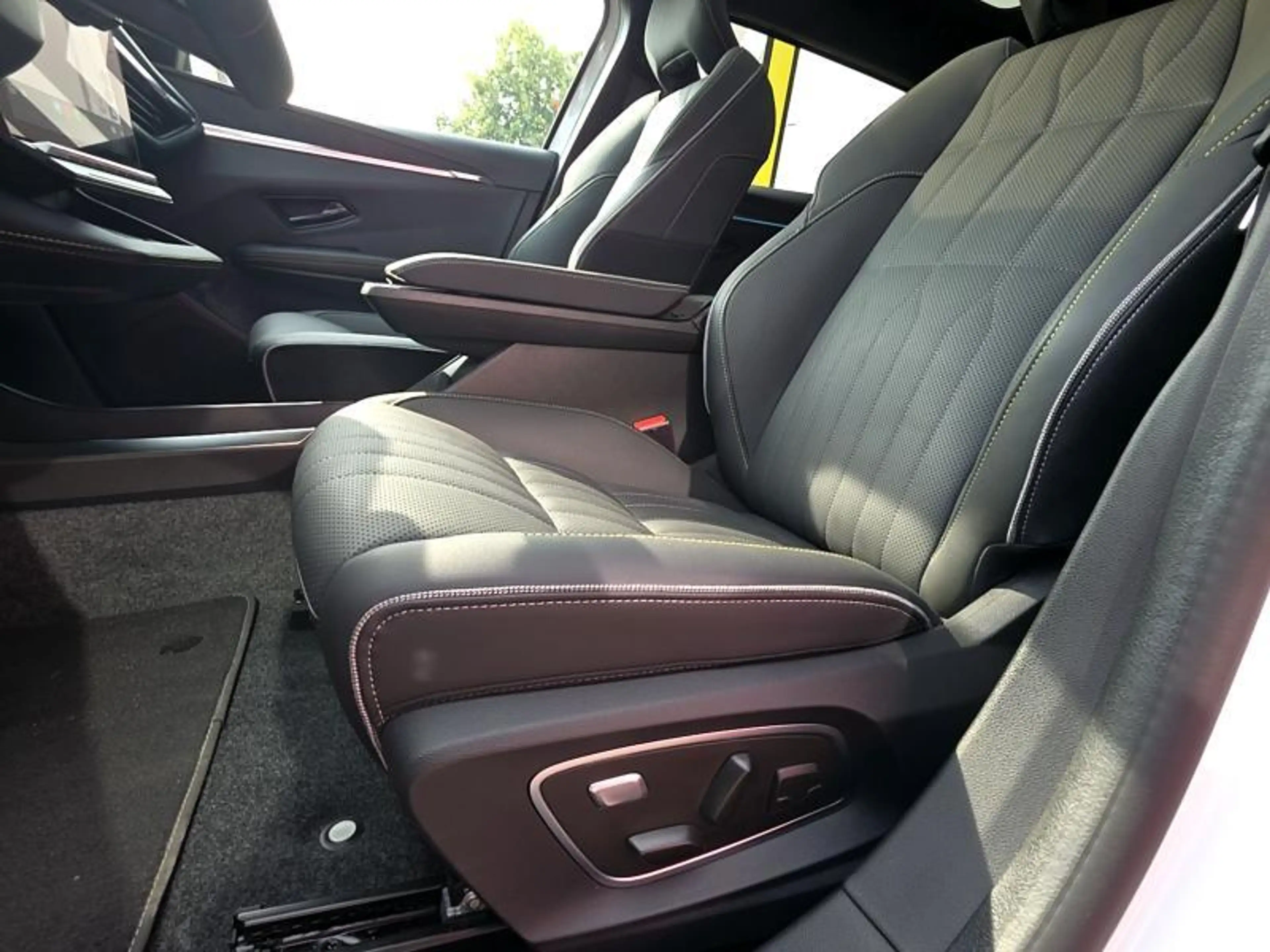 Renault Scenic iconic — photo 9