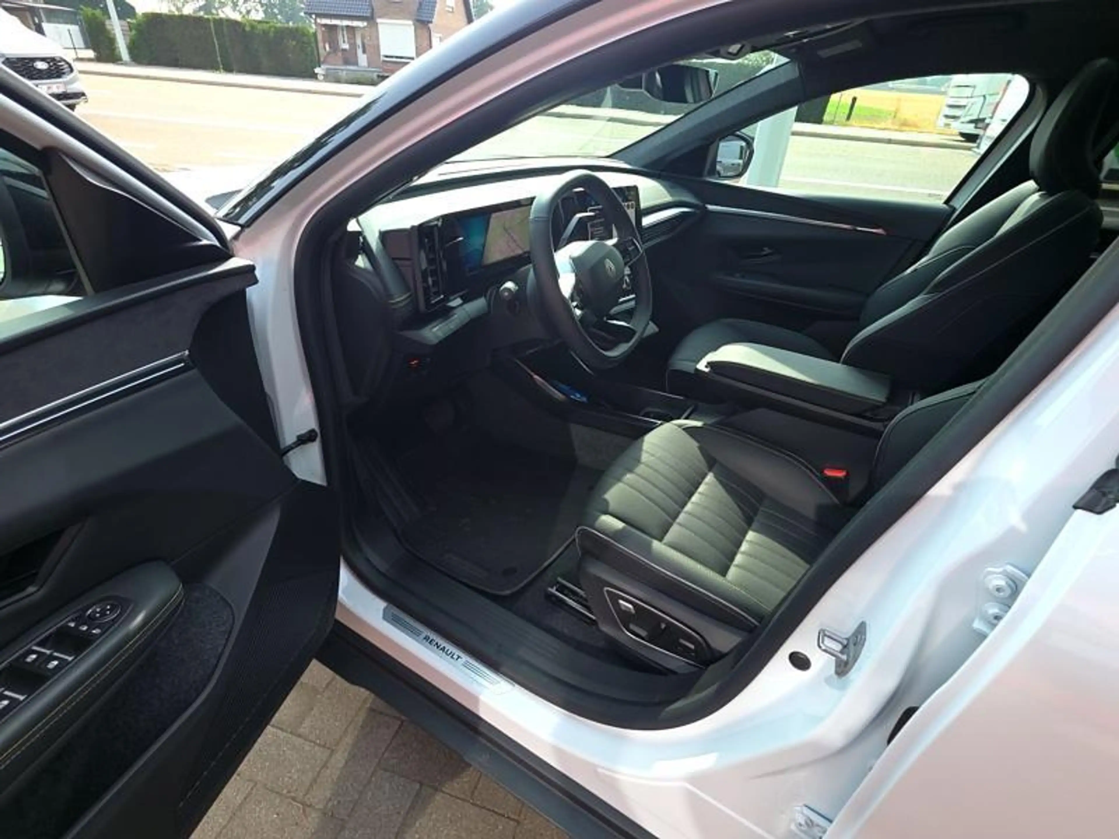 Renault Scenic iconic — photo 8