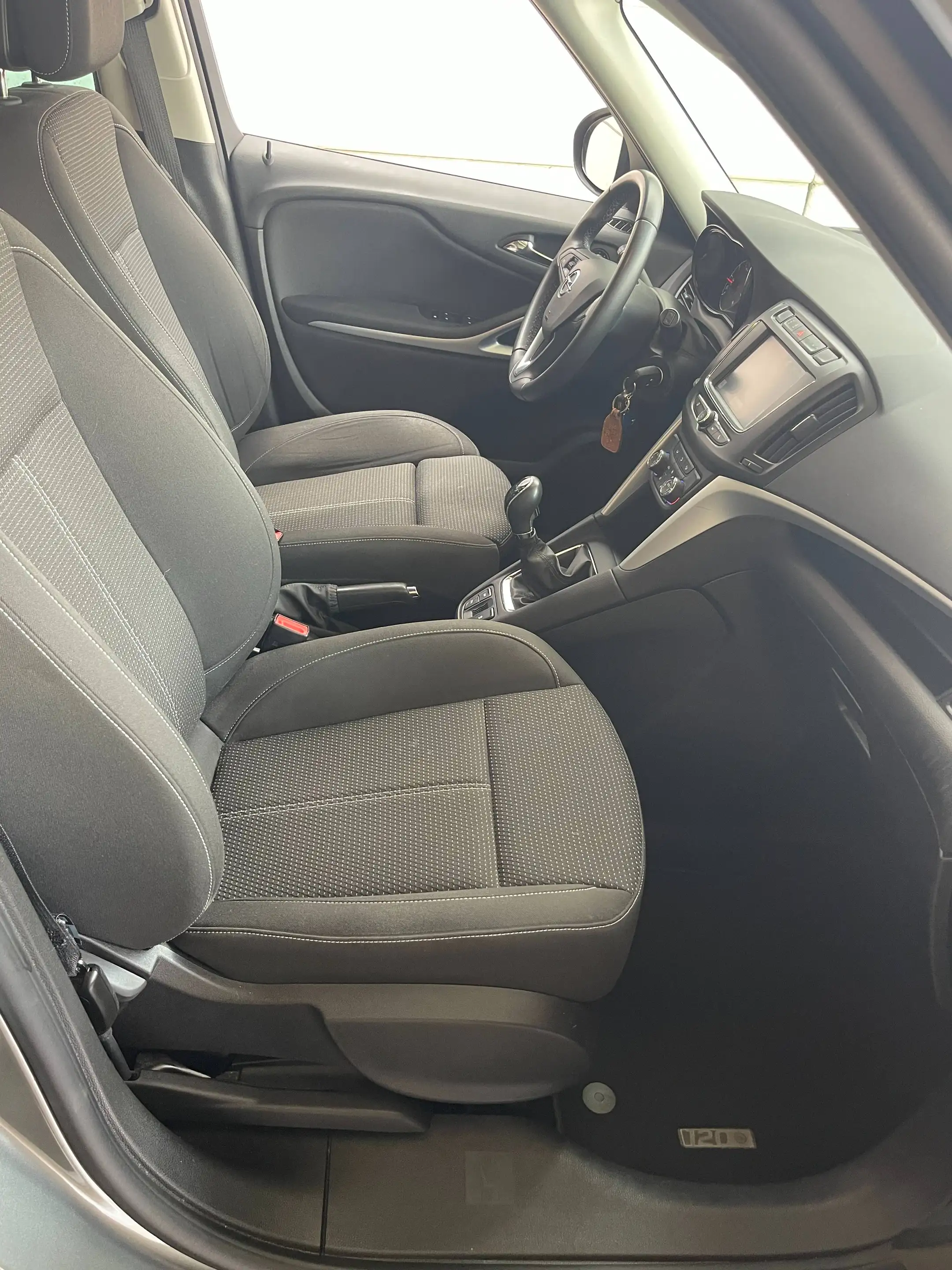 Opel Zafira Tourer 1.6 Turbo Gps/Camera *120 years edition * — photo 9