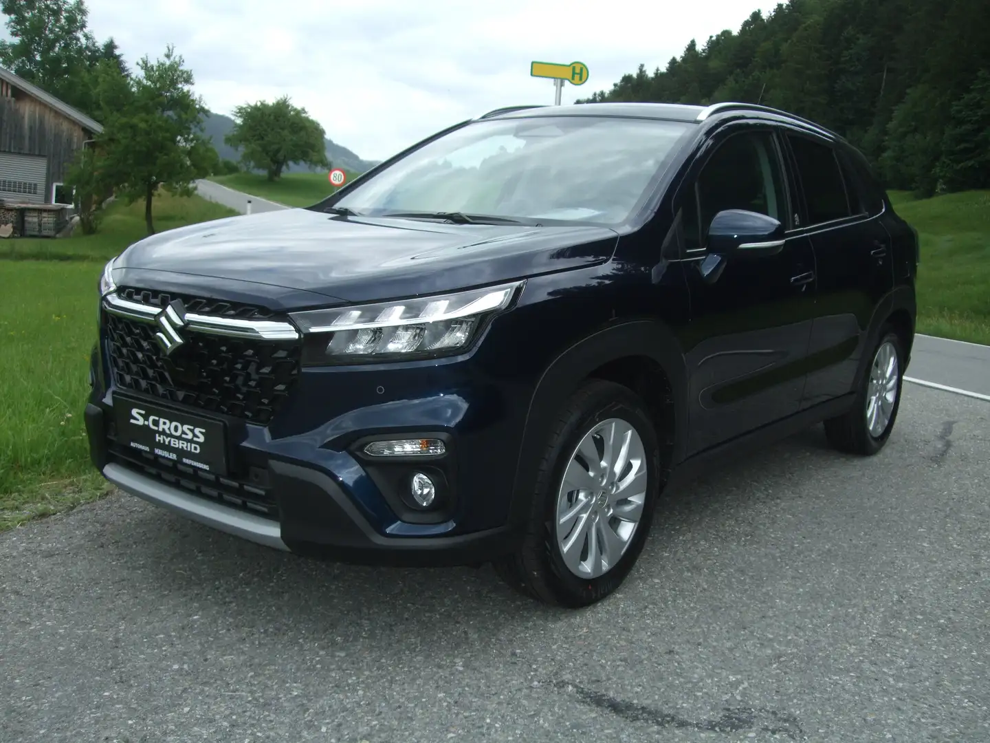 Suzuki S-Cross Shine Allgrip Hybrid Blau - 1