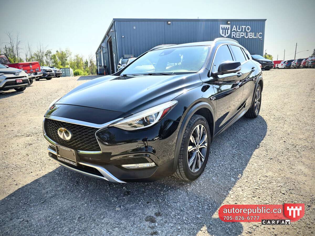2017 Infiniti QX30 Loaded Certified Well Maintained