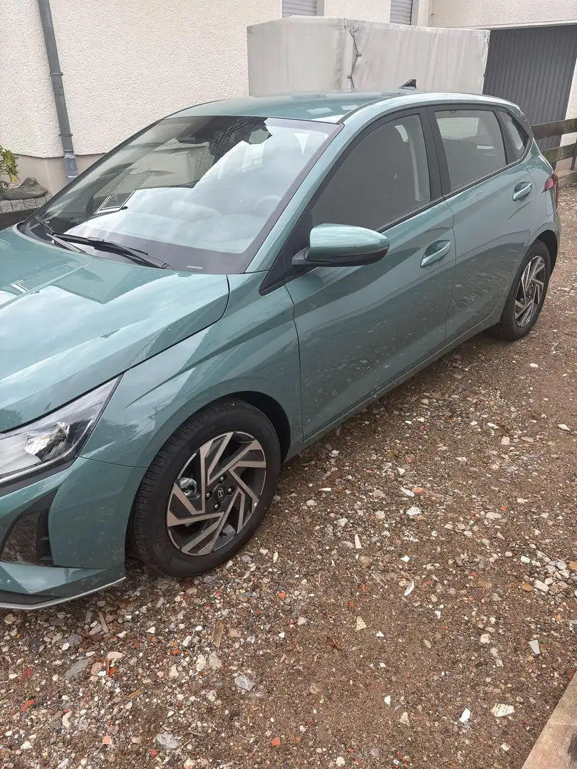 Hyundai i20 1.2 Select Aktion NAVI Kamera 5J Garantie Grün - 1