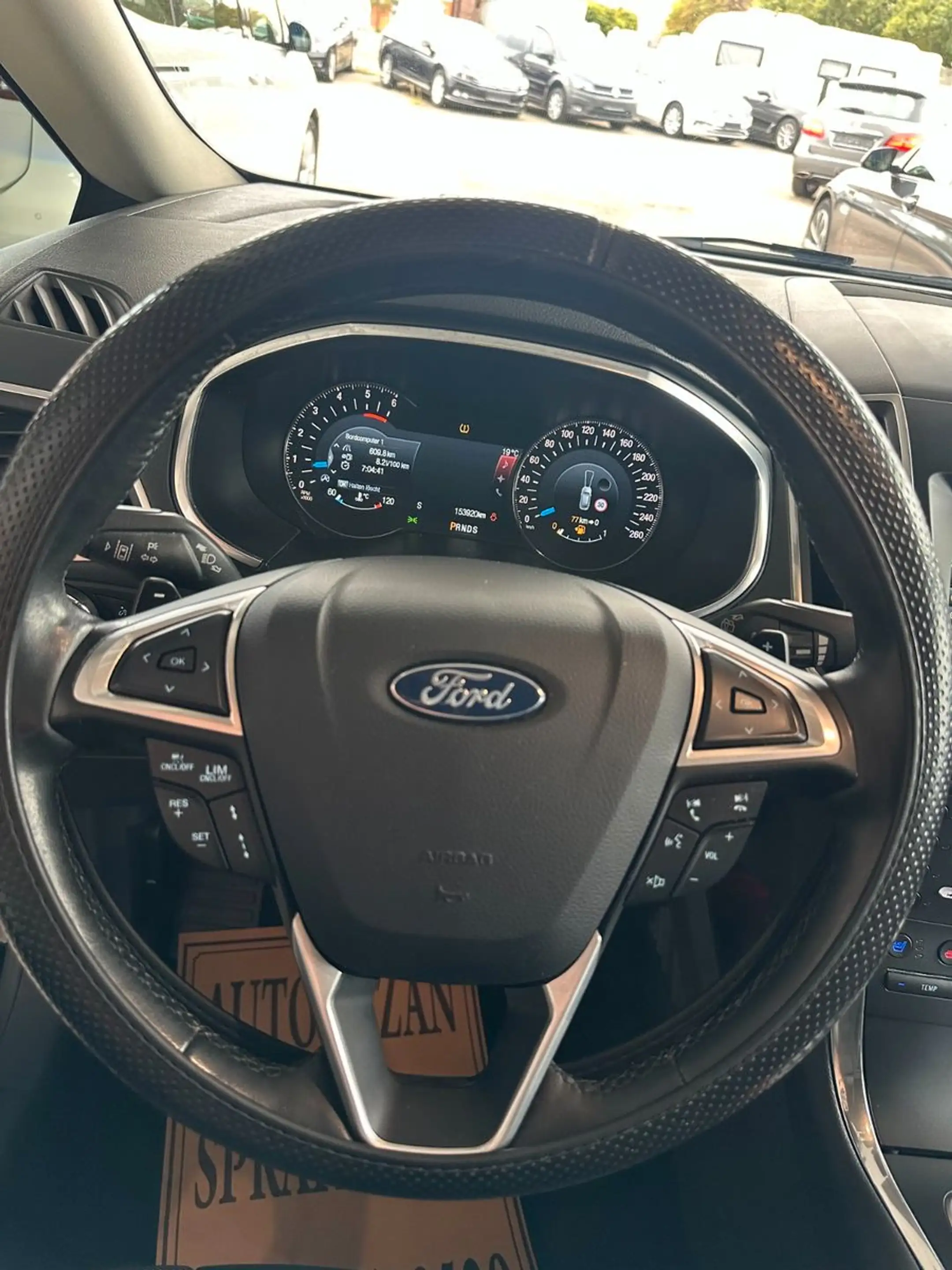 Ford S-Max S-MAX Titanium / Massage / AHK / Kamera — photo 22