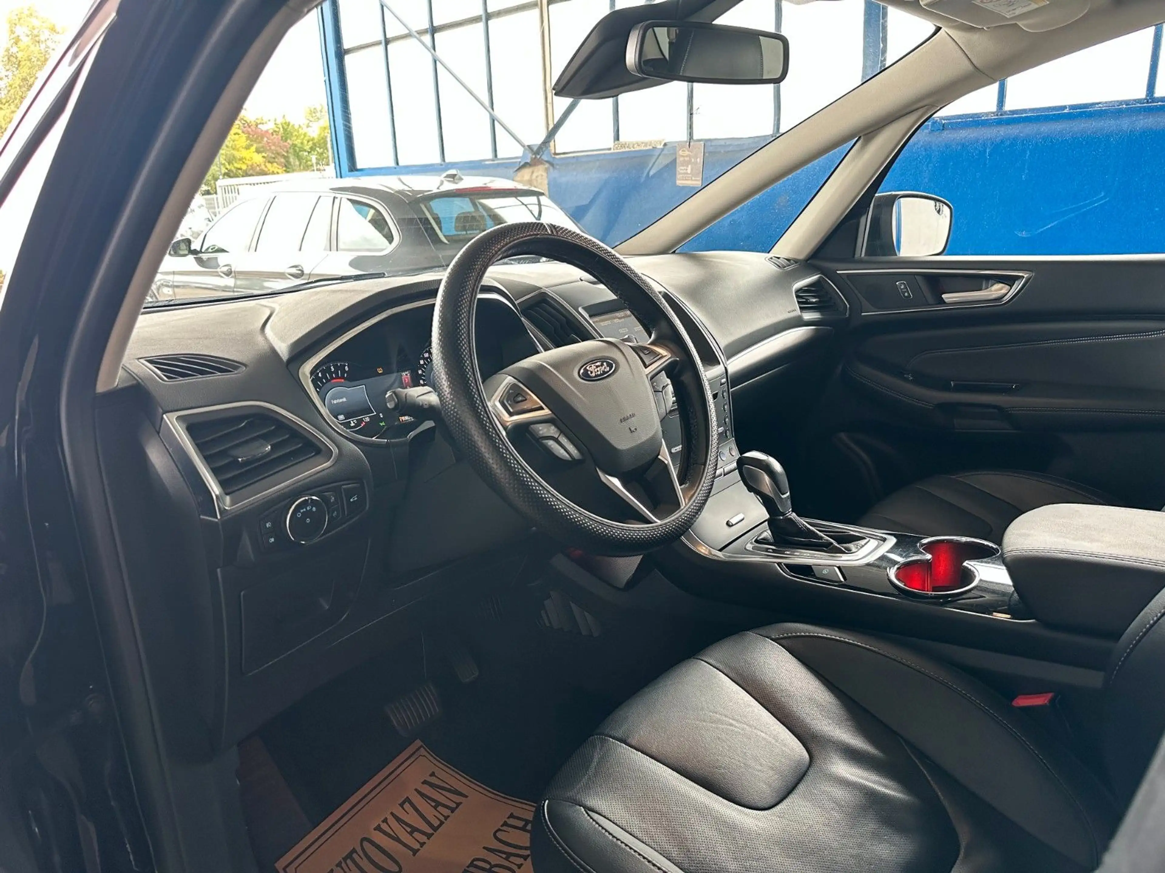 Ford S-Max S-MAX Titanium / Massage / AHK / Kamera — photo 18