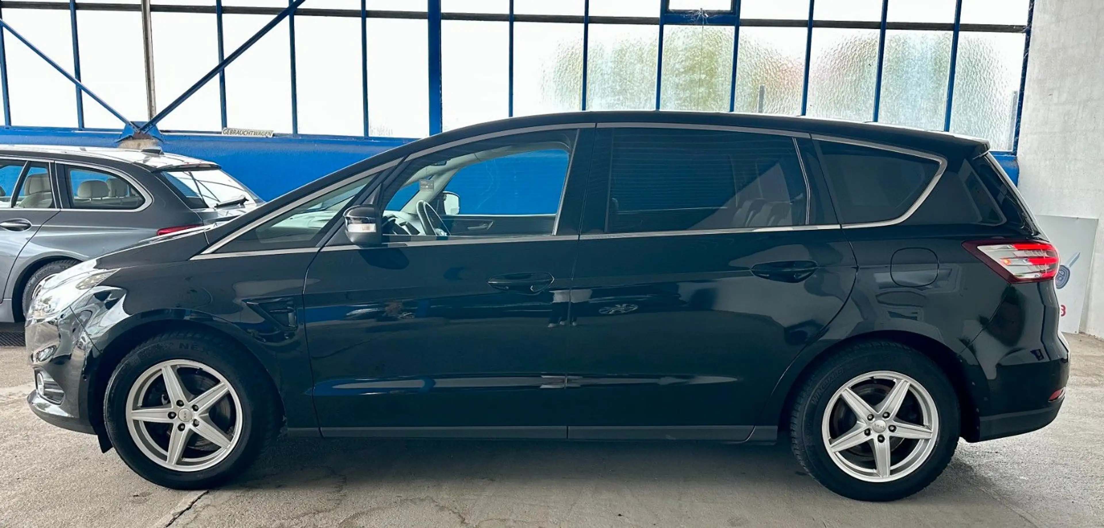 Ford S-Max S-MAX Titanium / Massage / AHK / Kamera — photo 8