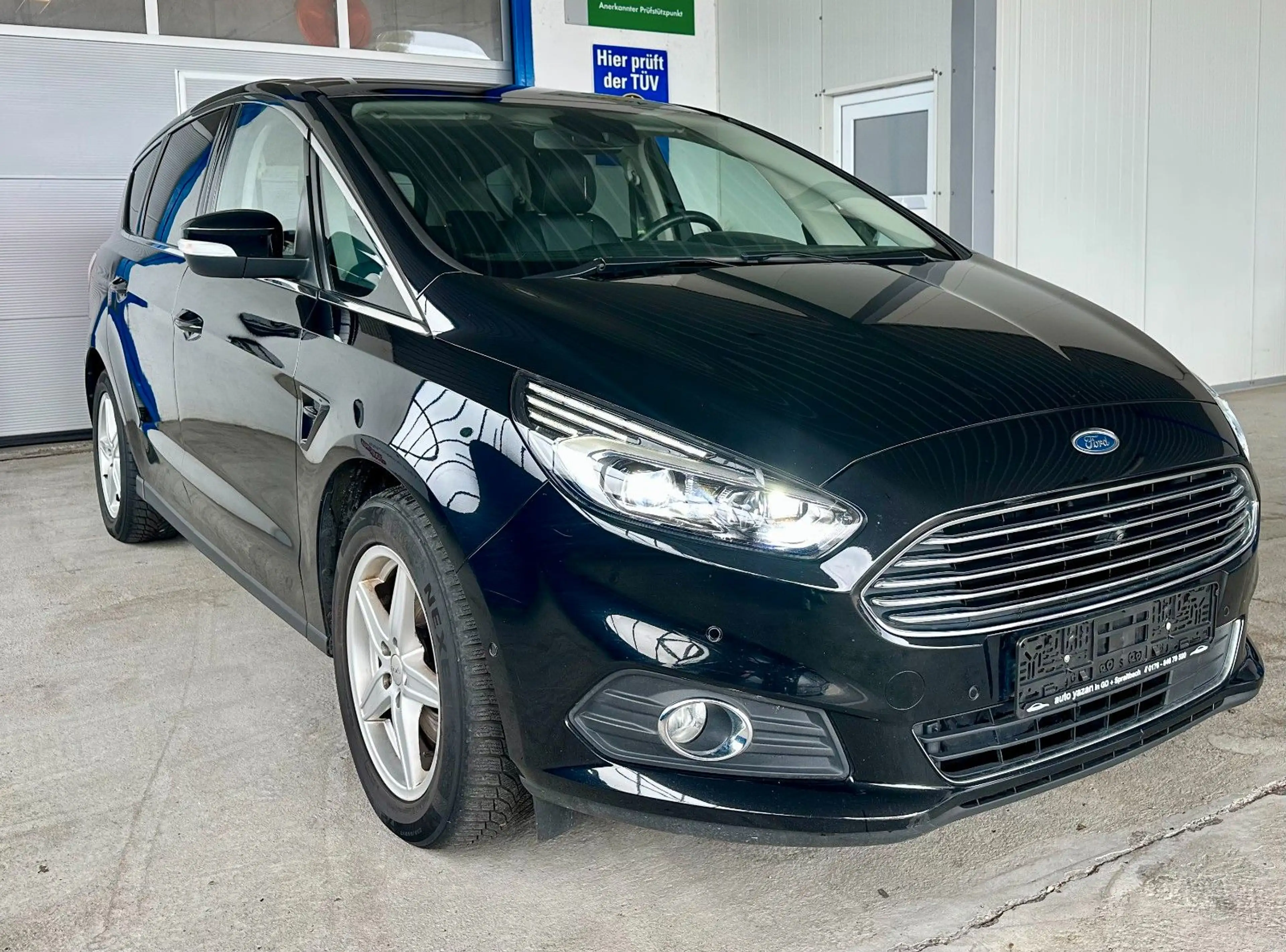Ford S-Max S-MAX Titanium / Massage / AHK / Kamera — photo 5