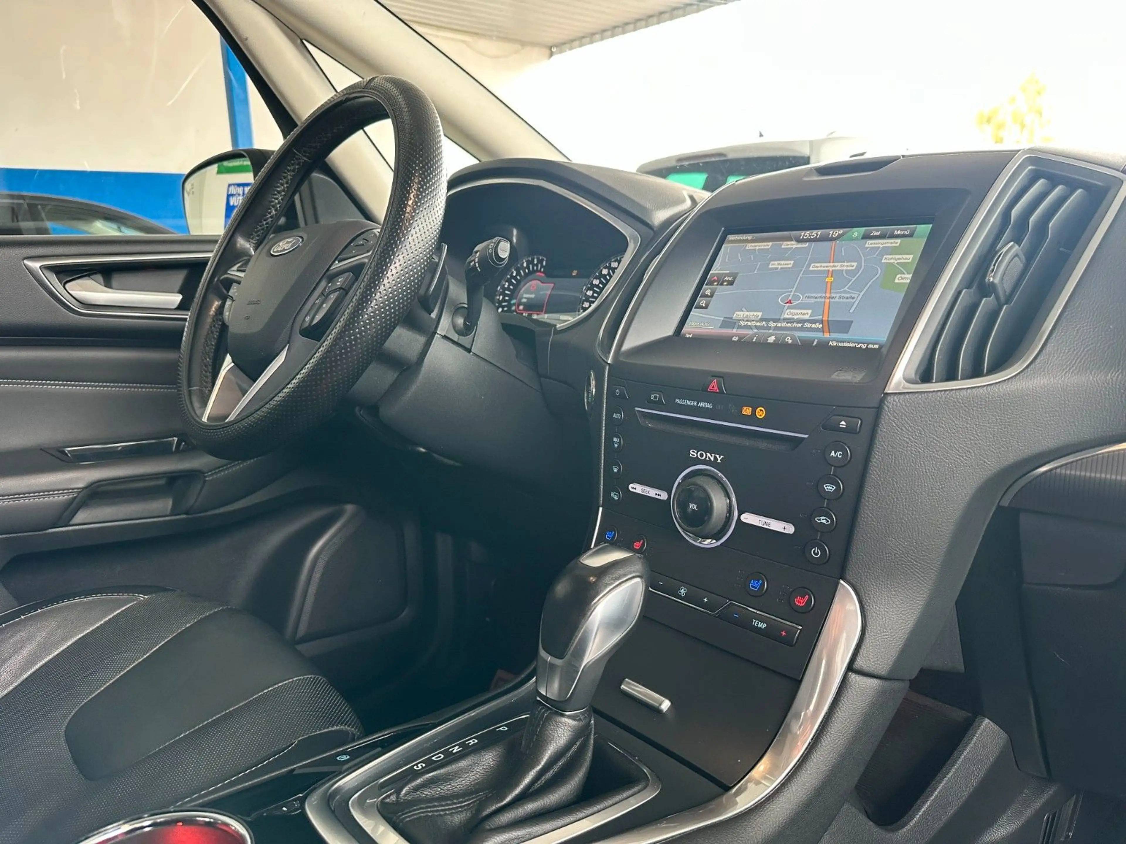 Ford S-Max S-MAX Titanium / Massage / AHK / Kamera — photo 11