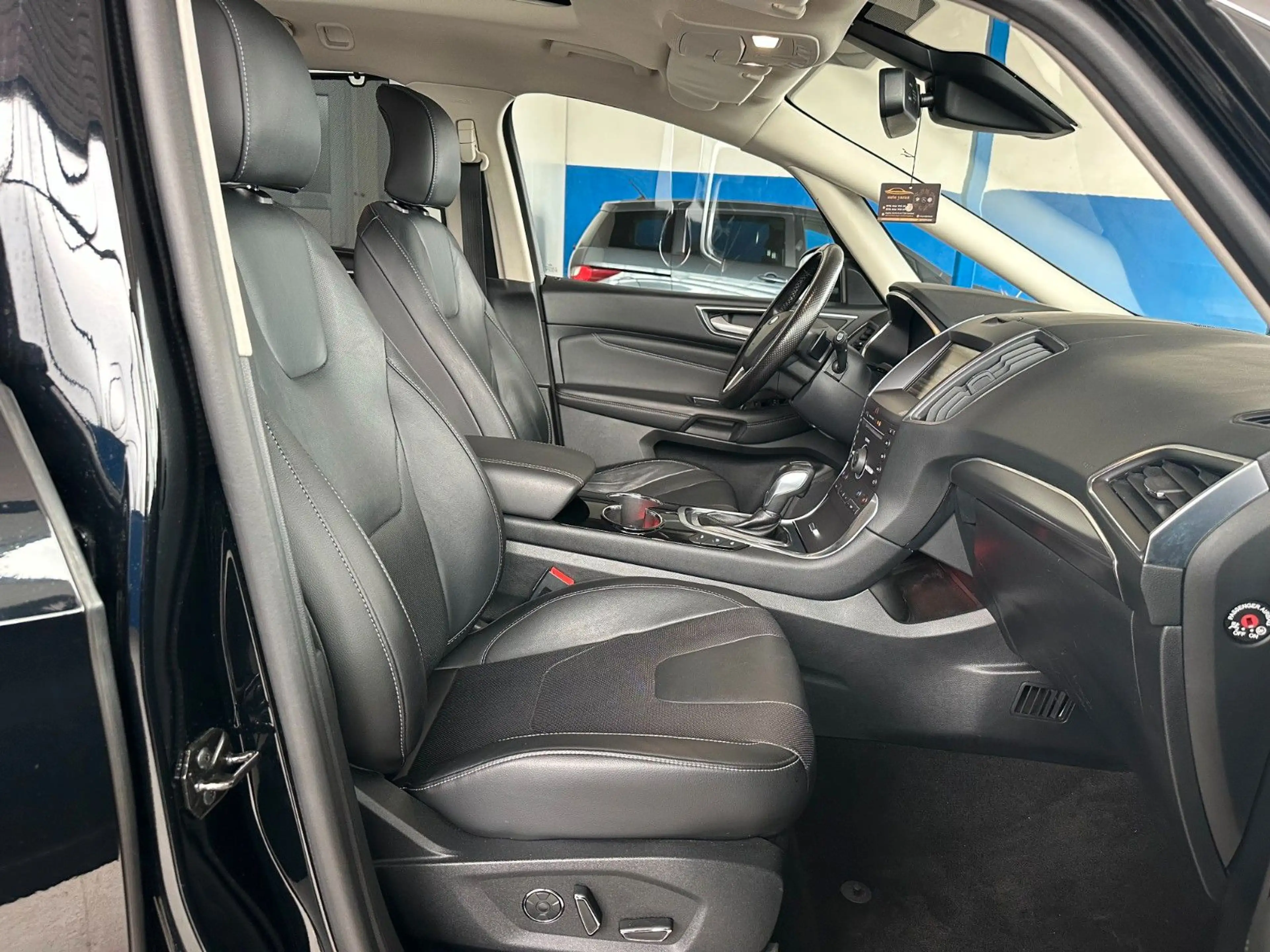 Ford S-Max S-MAX Titanium / Massage / AHK / Kamera — photo 19