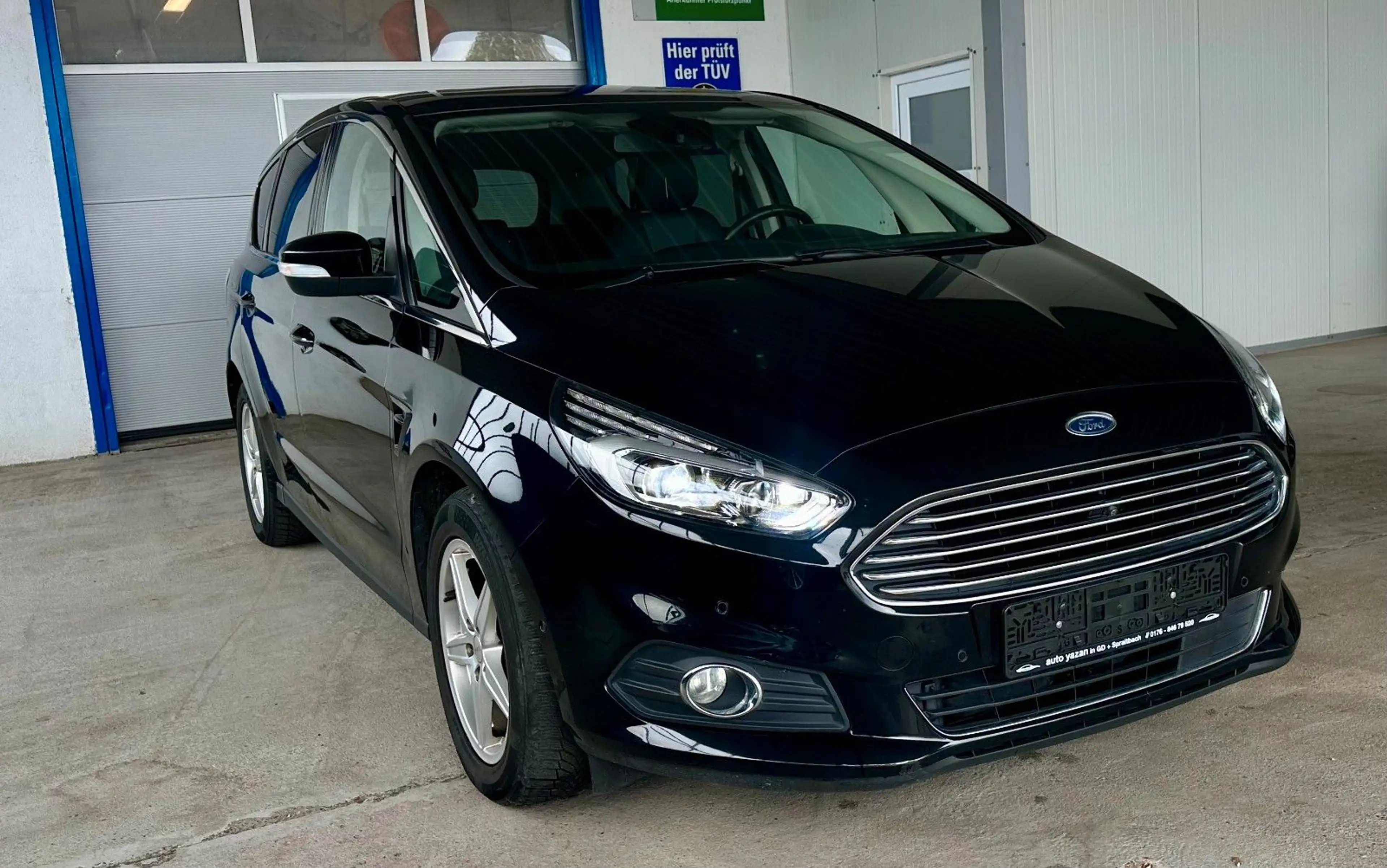 Ford S-Max S-MAX Titanium / Massage / AHK / Kamera — photo 4