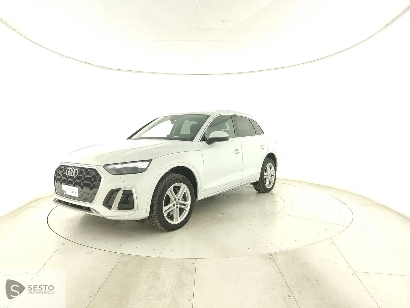 Audi Q5 II 2020 40 2.0 tdi mhev 12V S line quattro s tron Bianco - 1