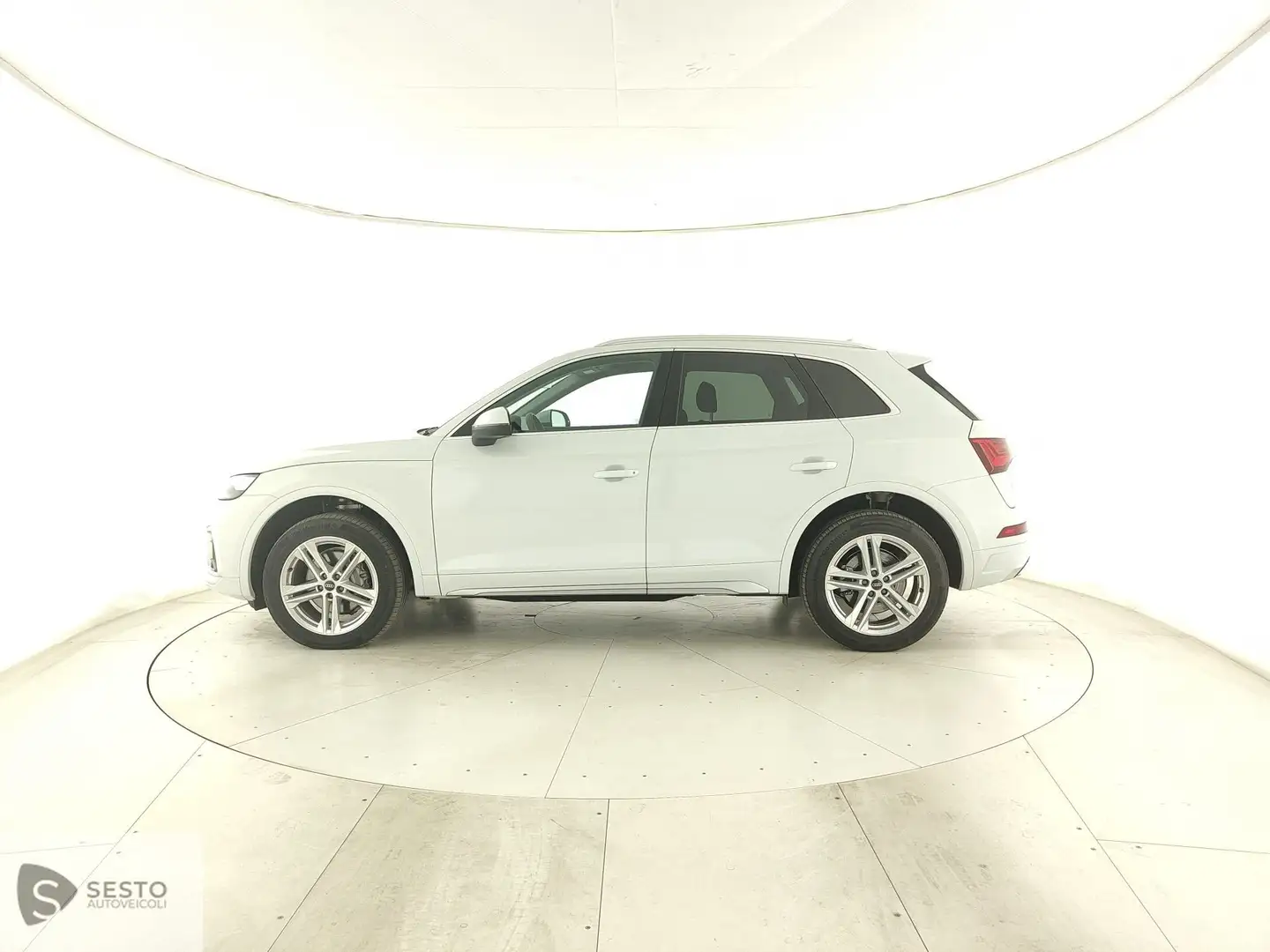Audi Q5 II 2020 40 2.0 tdi mhev 12V S line quattro s tron Bianco - 2