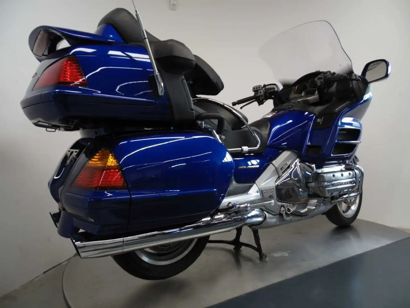 Honda GL 1800 Honda GL 1800 Gold Wing / Radio / WINTERPREIS Albastru - 1