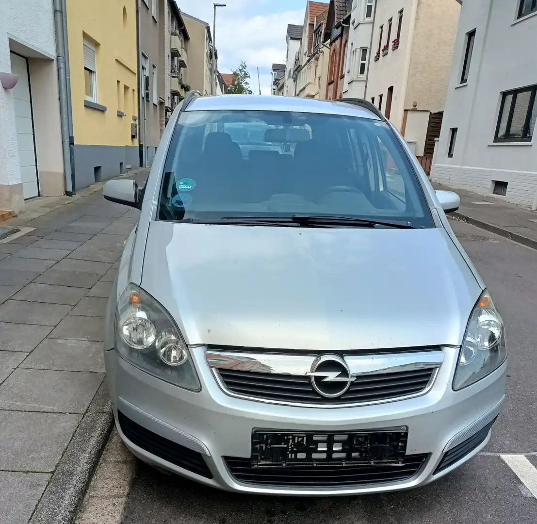 Opel Zafira 1.9 CDTI - 1