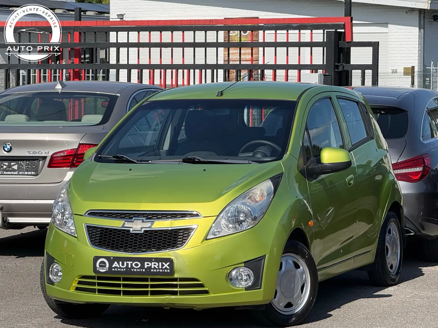 Chevrolet Spark 1.0i LS+ Clim PDC Faible Km Euro 5 Groen - 1