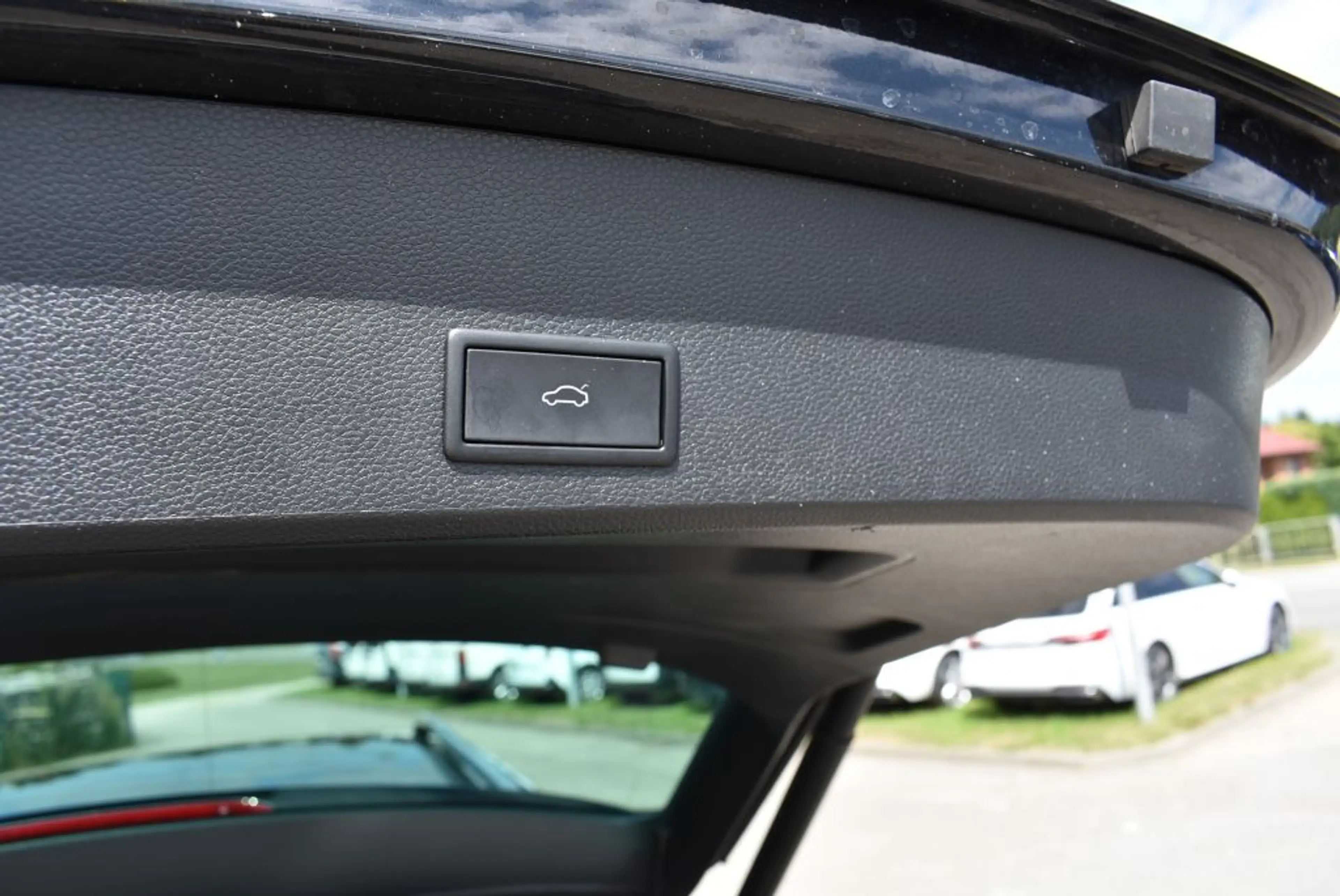 SEAT Ateca 2.0 TDI Xperience DSG-Autom. m. Tiptron. LED-Schei — photo 5