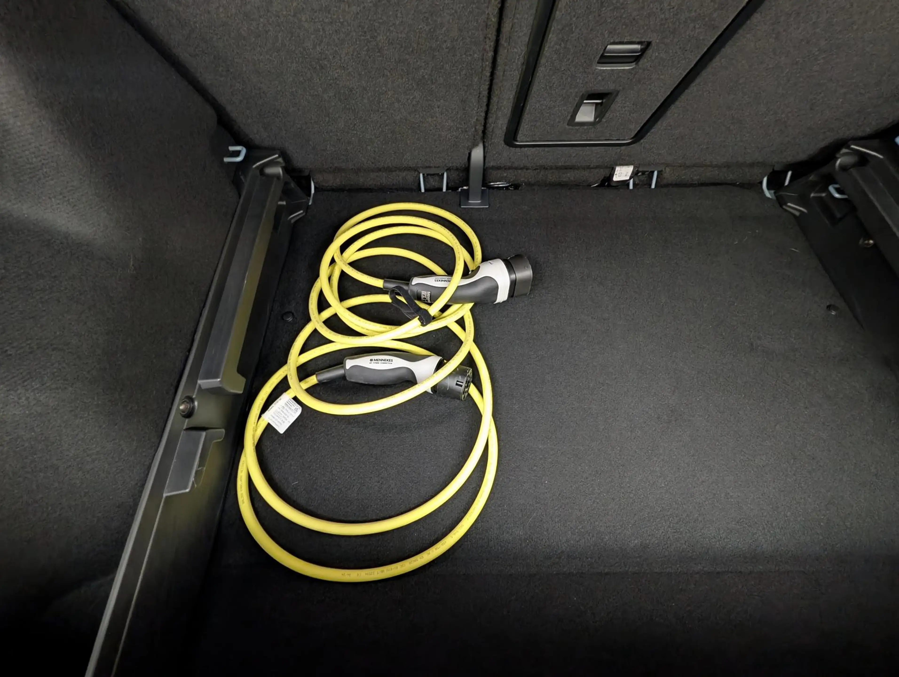 Ford Explorer RWD 150kw ACC+Massage+SHZ+LenkHZ+AHK — photo 10