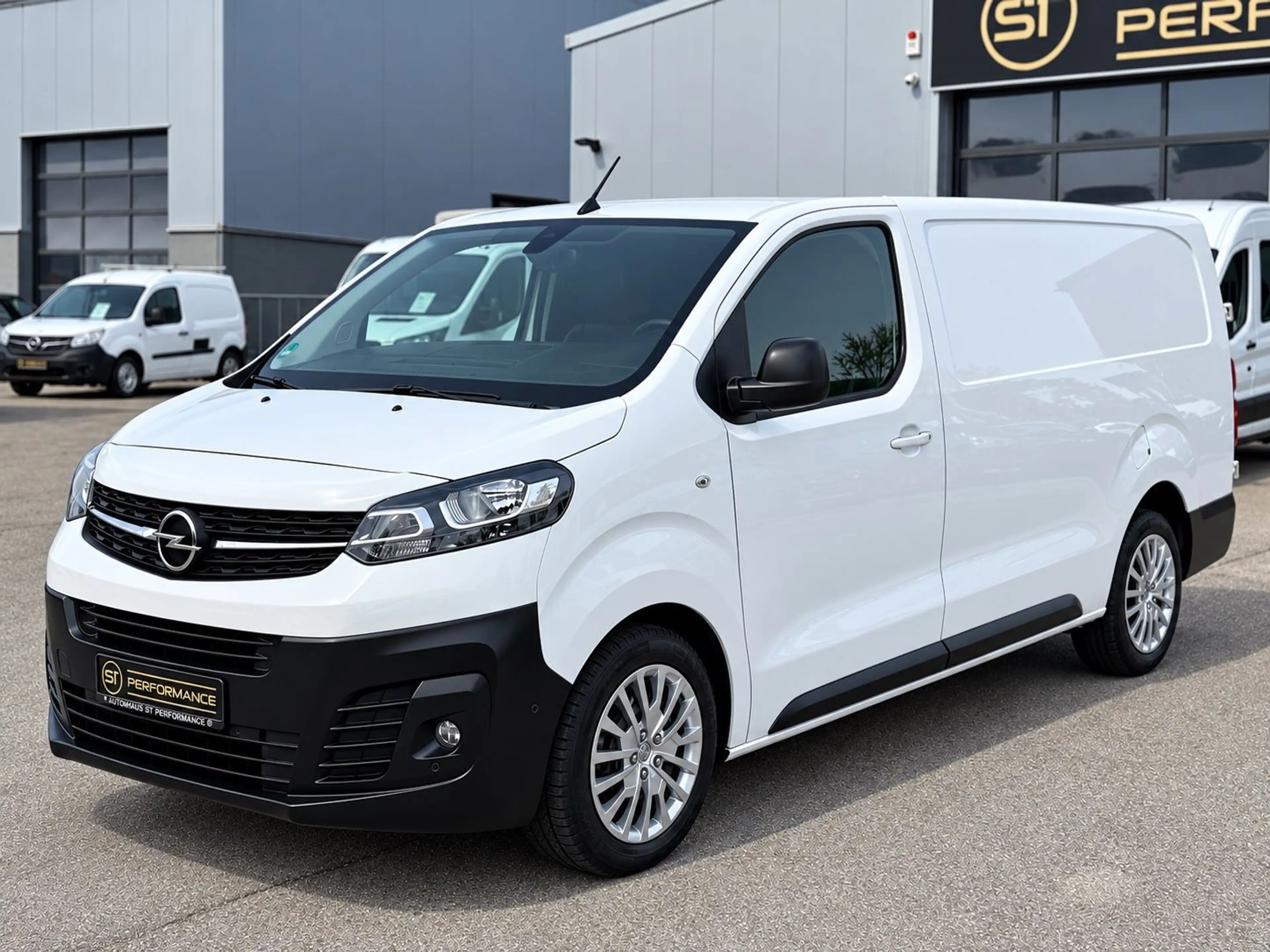 Opel Vivaro Edition L3 KLIMA WÜRTH-SCHRANK TEMPOMAT