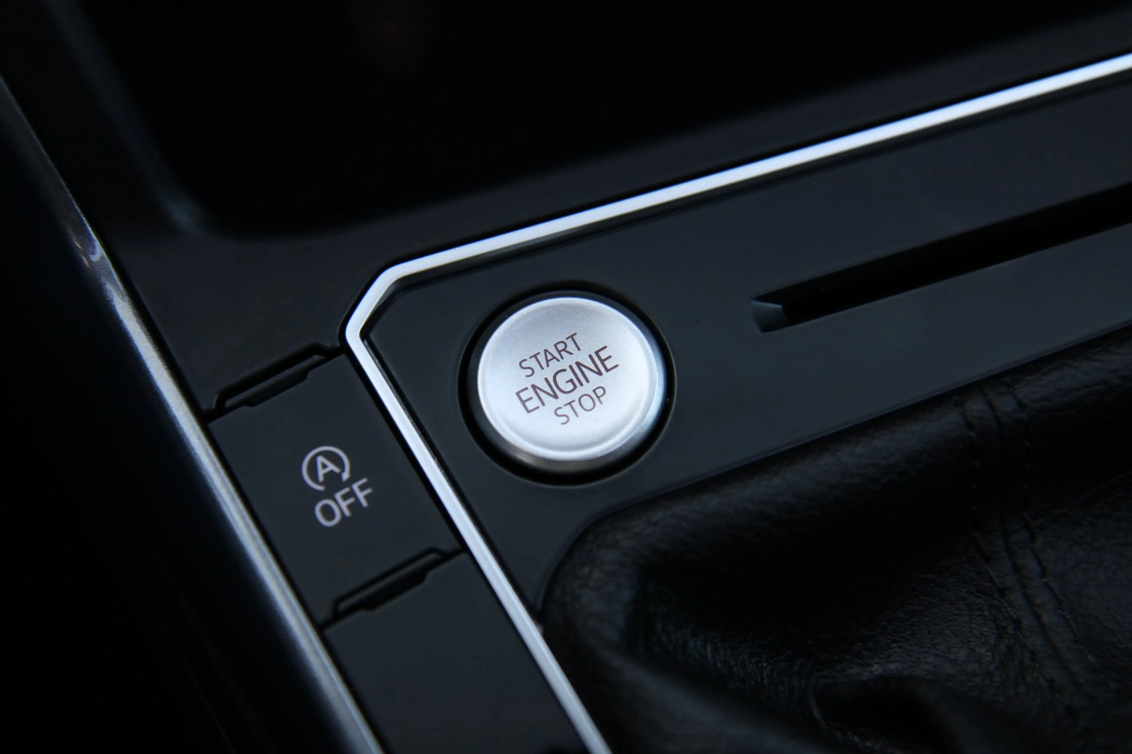 Volkswagen Taigo 1.5 TSI Style DSG Pano Virtual Trekhaak !! — photo 34