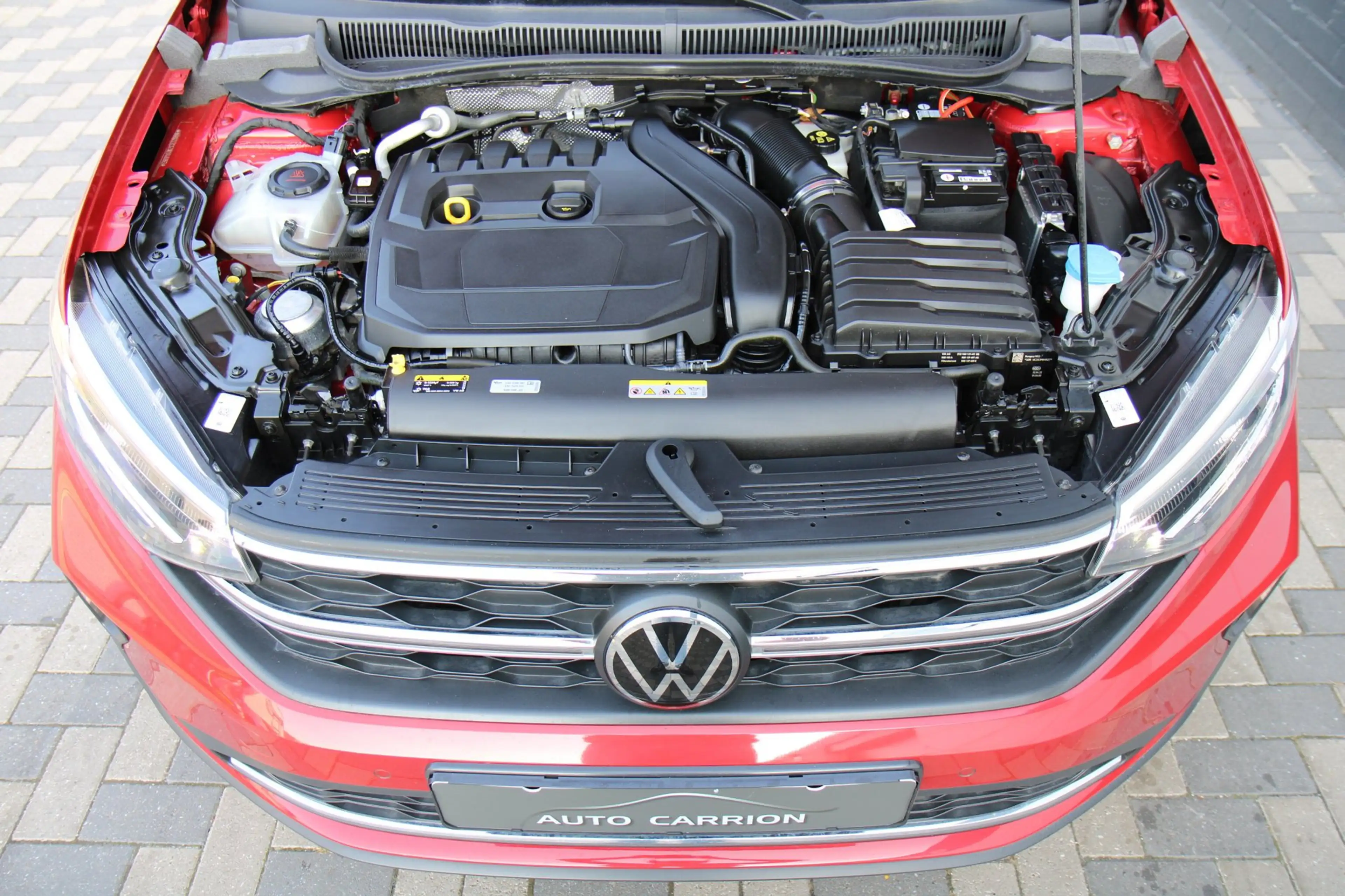 Volkswagen Taigo 1.5 TSI Style DSG Pano Virtual Trekhaak !! — photo 39