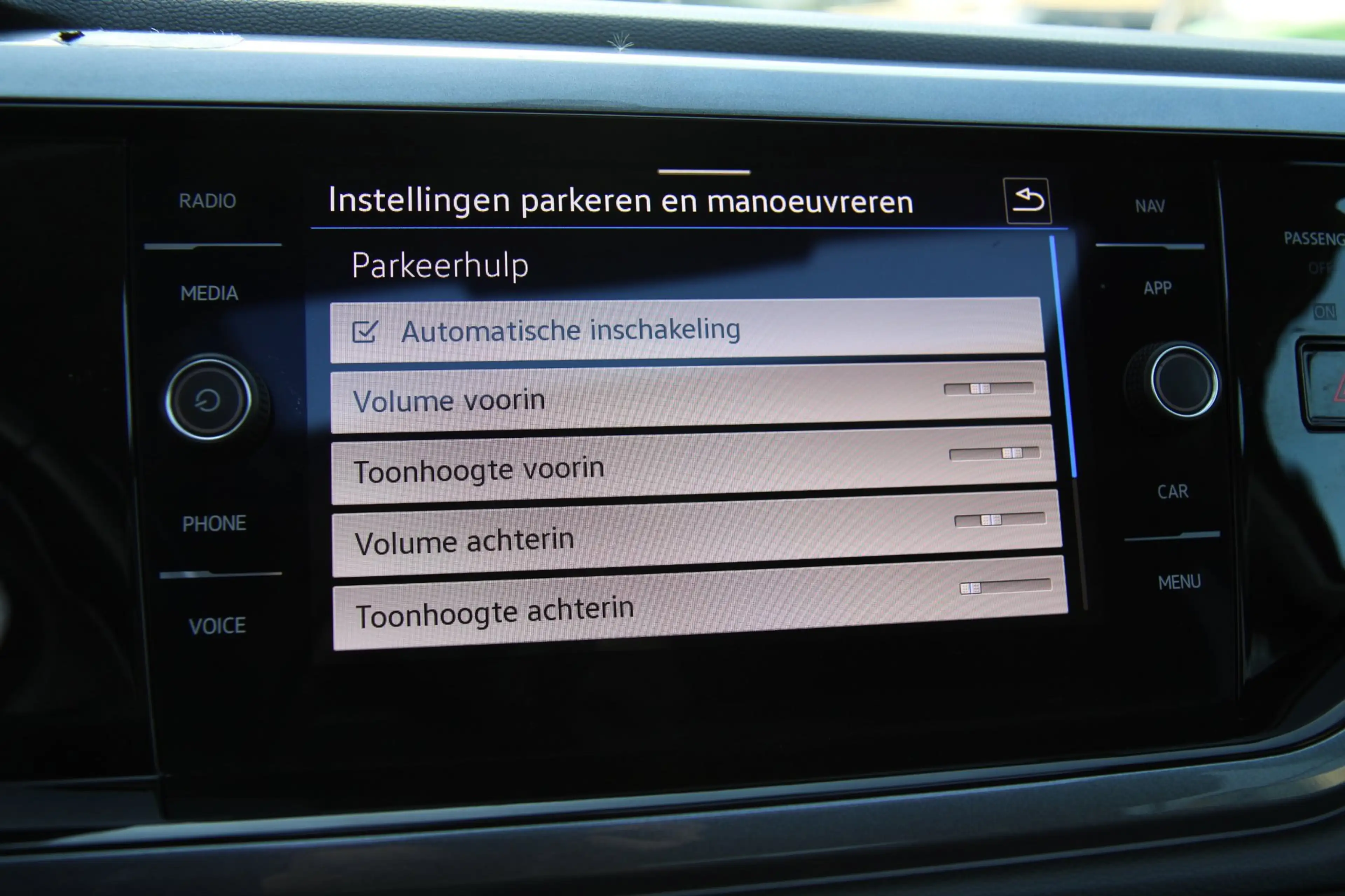 Volkswagen Taigo 1.5 TSI Style DSG Pano Virtual Trekhaak !! — photo 27