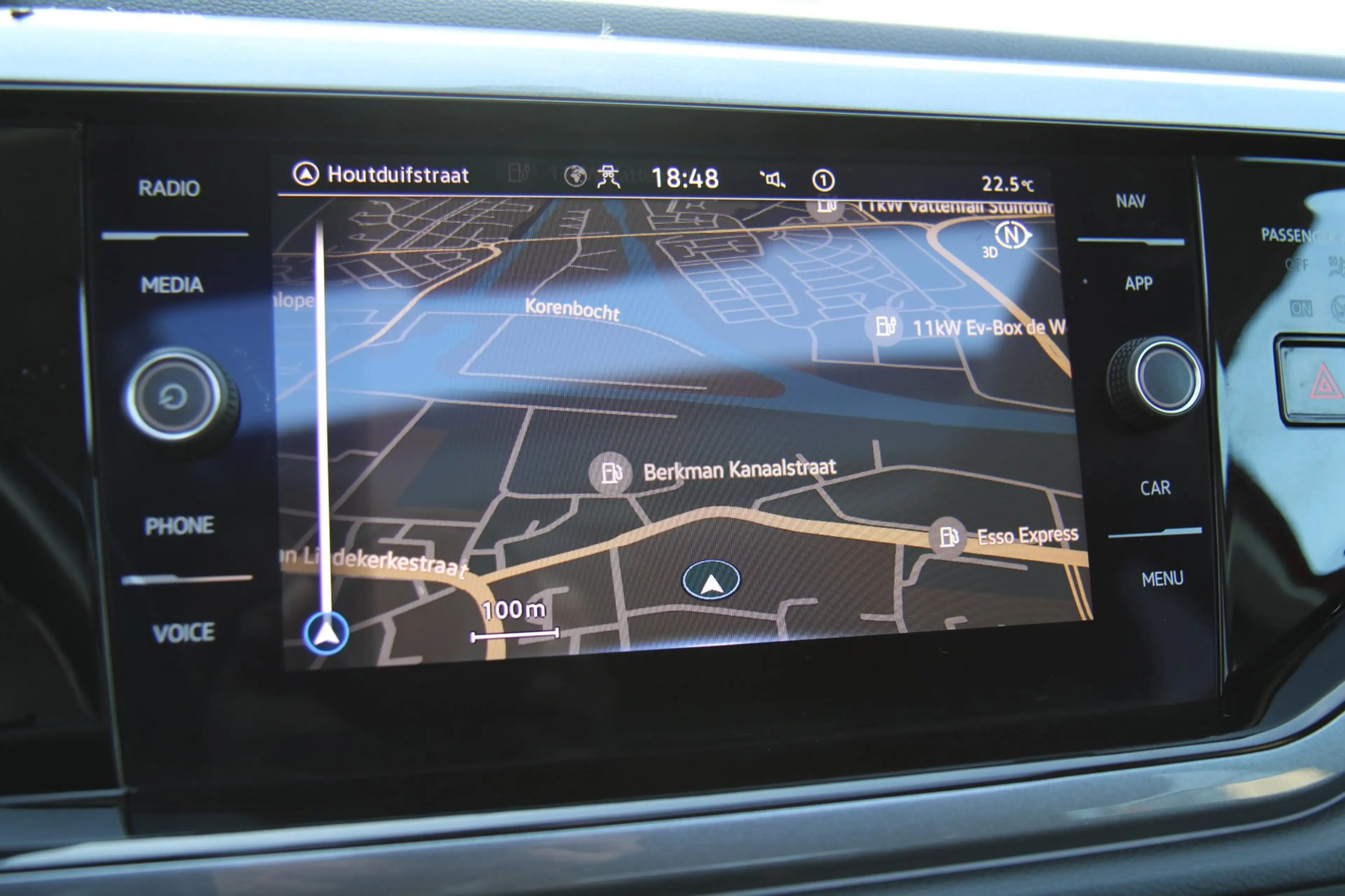 Volkswagen Taigo 1.5 TSI Style DSG Pano Virtual Trekhaak !! — photo 22
